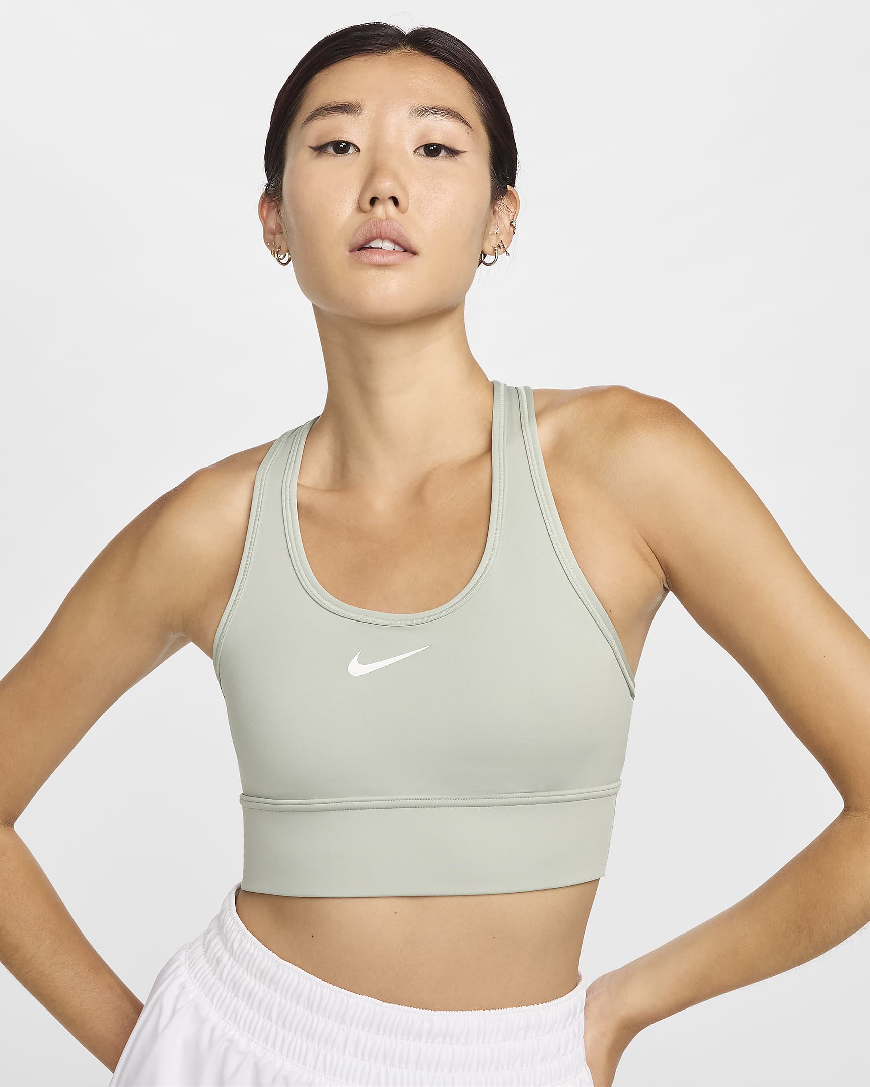 สปอร์ตบราผู้หญิงช่วงตัวยาวเสริมฟองน้ำ Nike Swoosh Medium Support - Jade Horizon/Jade Horizon/ขาว