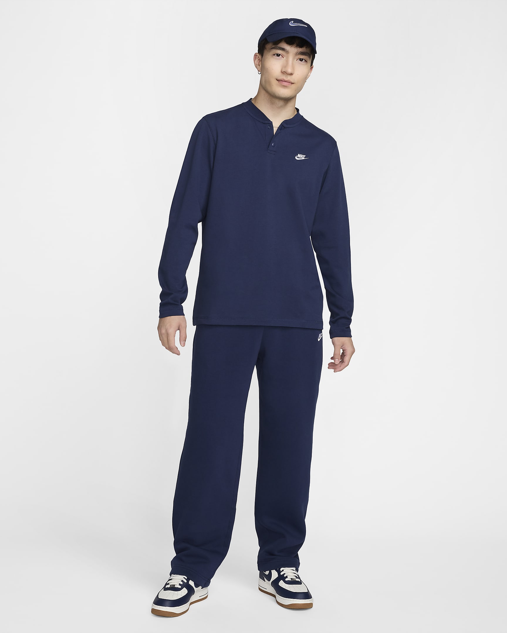 Henley de manga larga para hombre Nike Club - Azul marino medianoche/Azul marino medianoche/Blanco