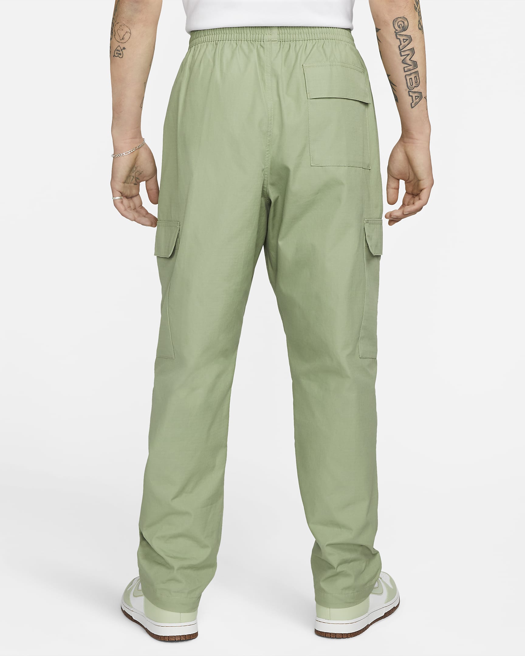 Nike Club Men's Woven Cargo Trousers. Nike UK