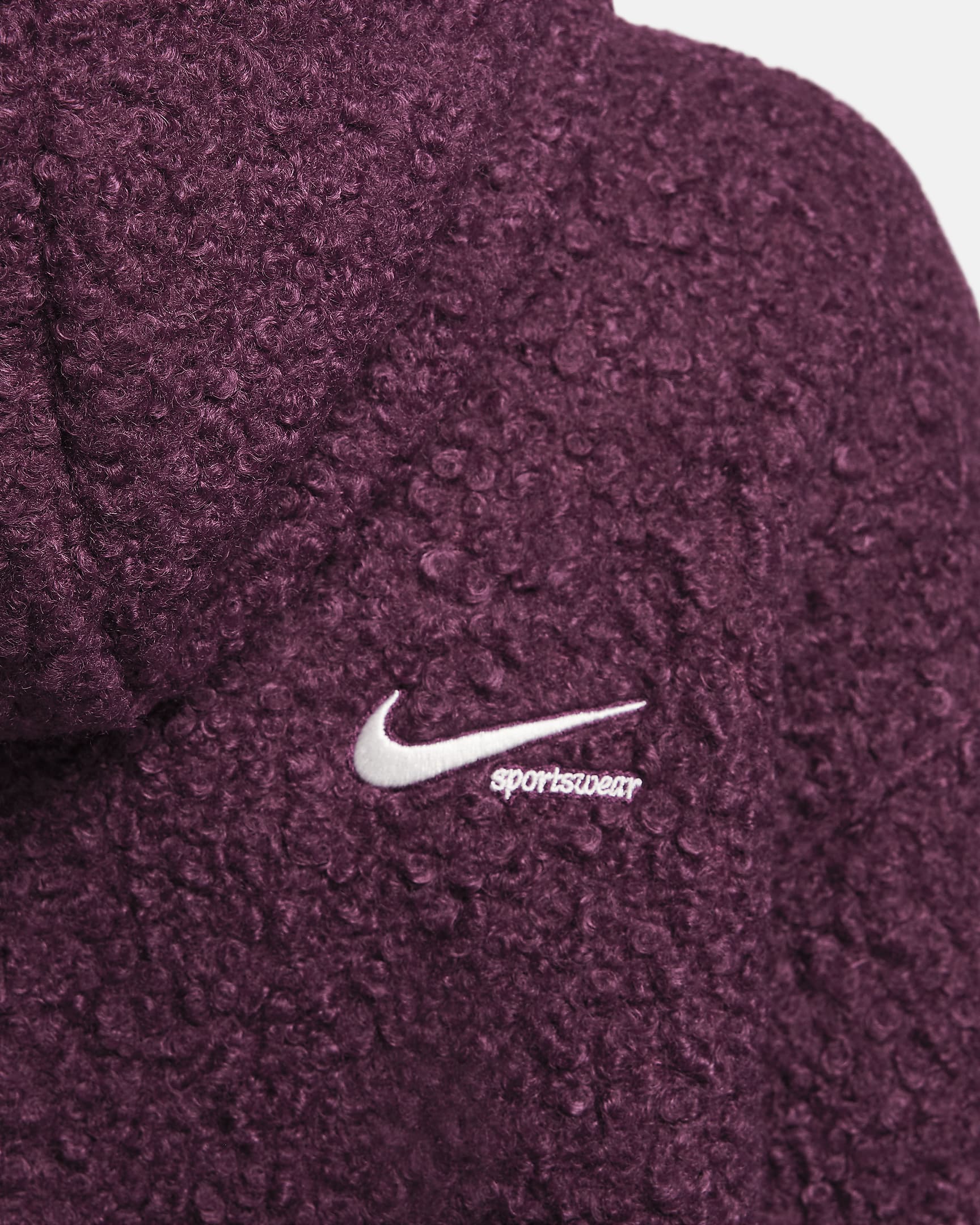 Sweat à capuche en tissu Fleece à poils longs Nike Sportswear Collection pour femme - Bordeaux/Summit White