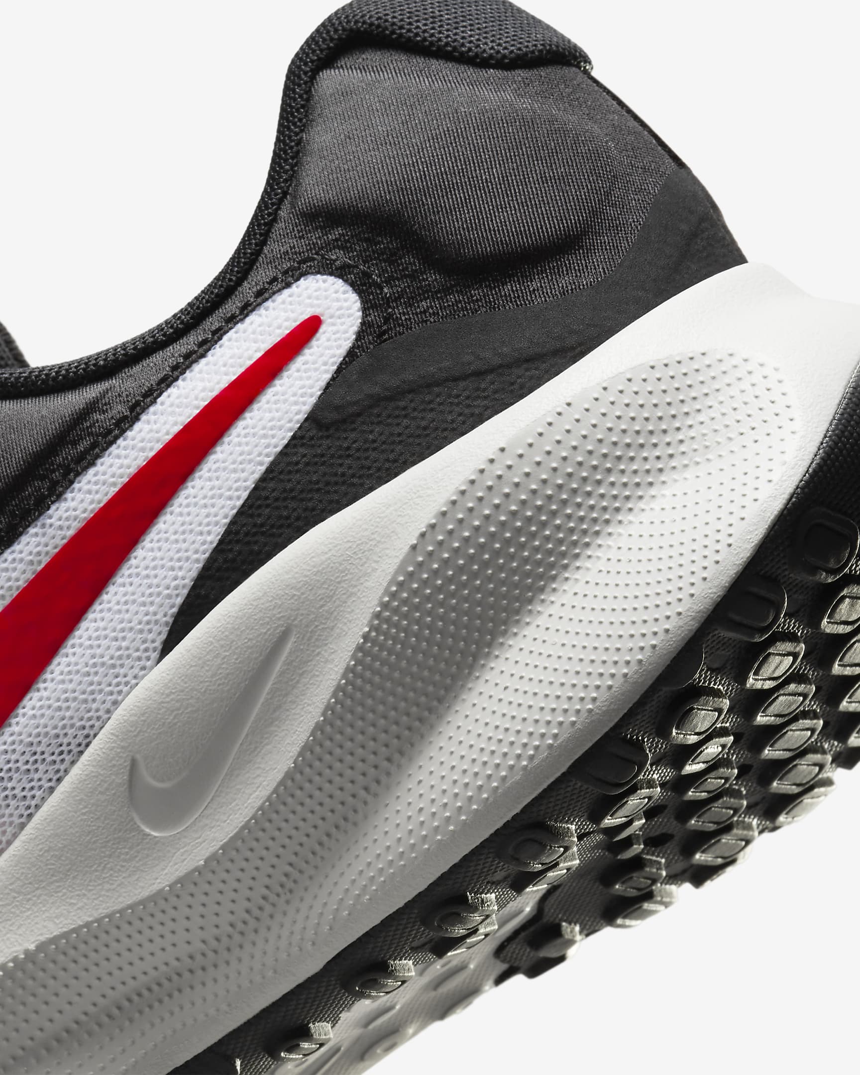 รองเท้าวิ่งโร้ดรันนิ่งผู้ชาย Nike Revolution 7 - ขาว/ดำ/Photon Dust/Fire Red