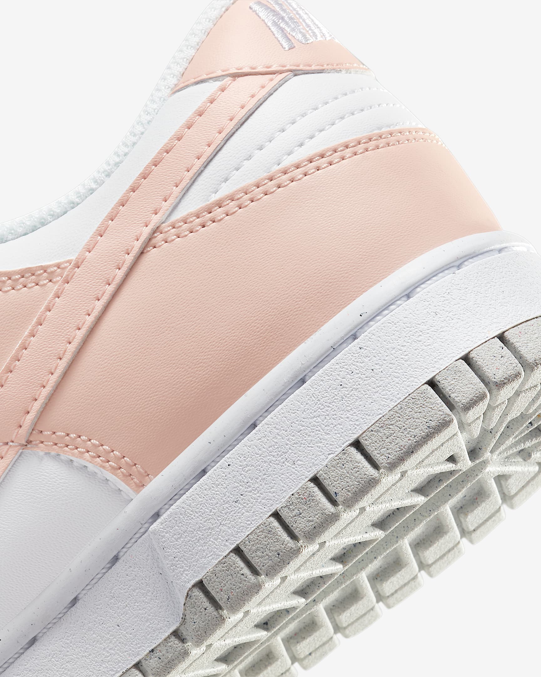 nike dunk low move to zero sail