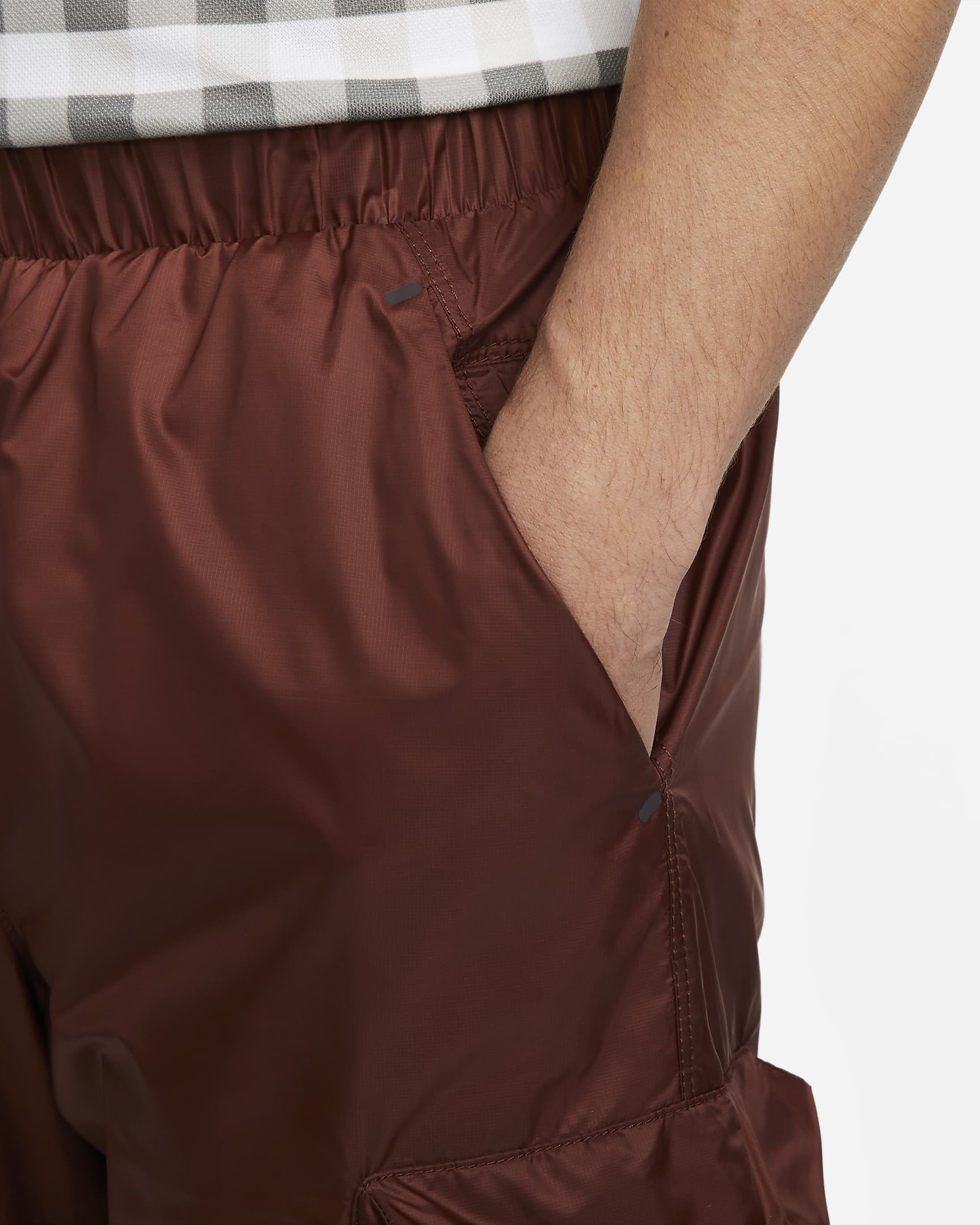 Nike Sportswear Repel Tech Pack Men's Lined Woven Trousers. Nike IN