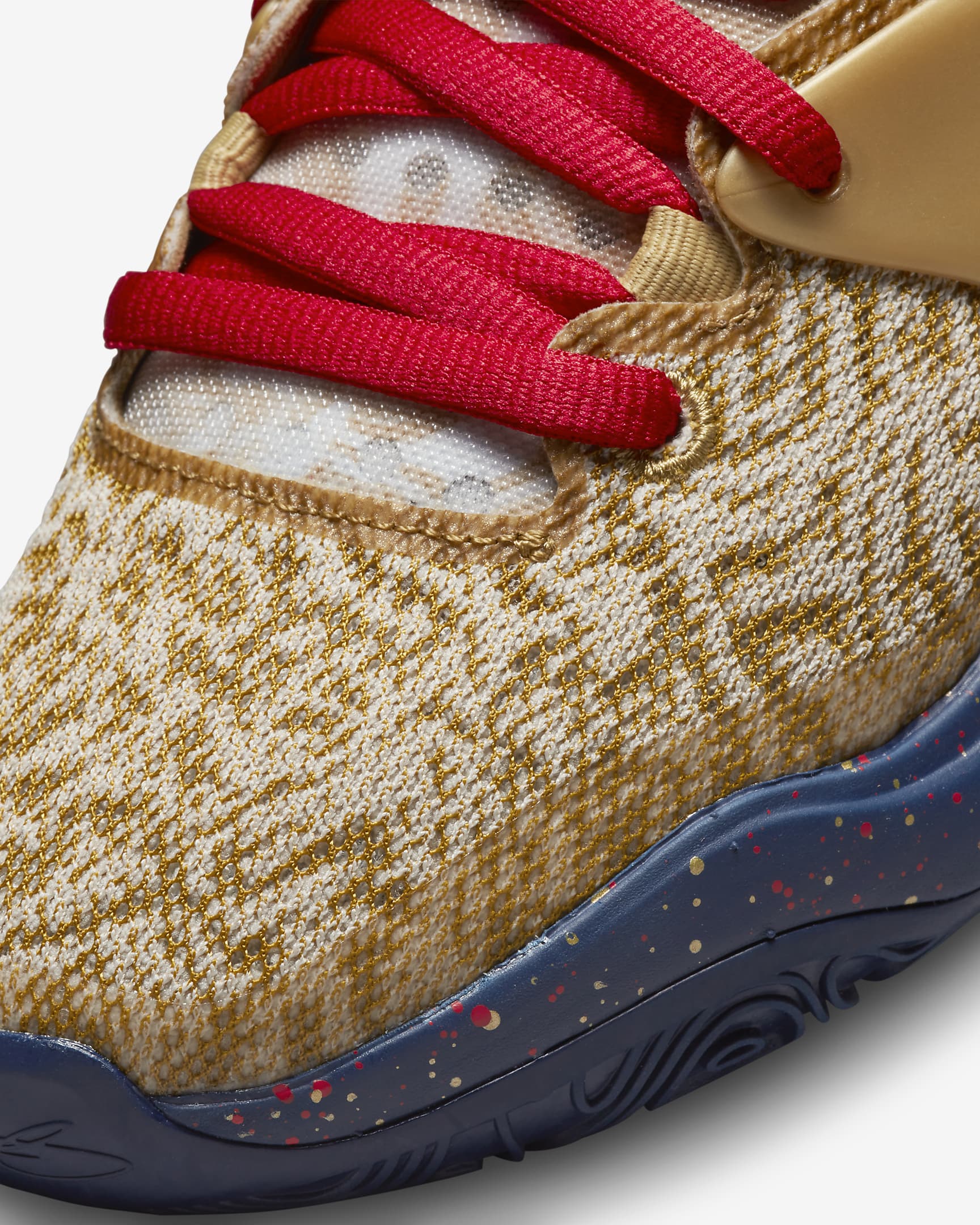 KD15 Basketball Shoes. Nike IL