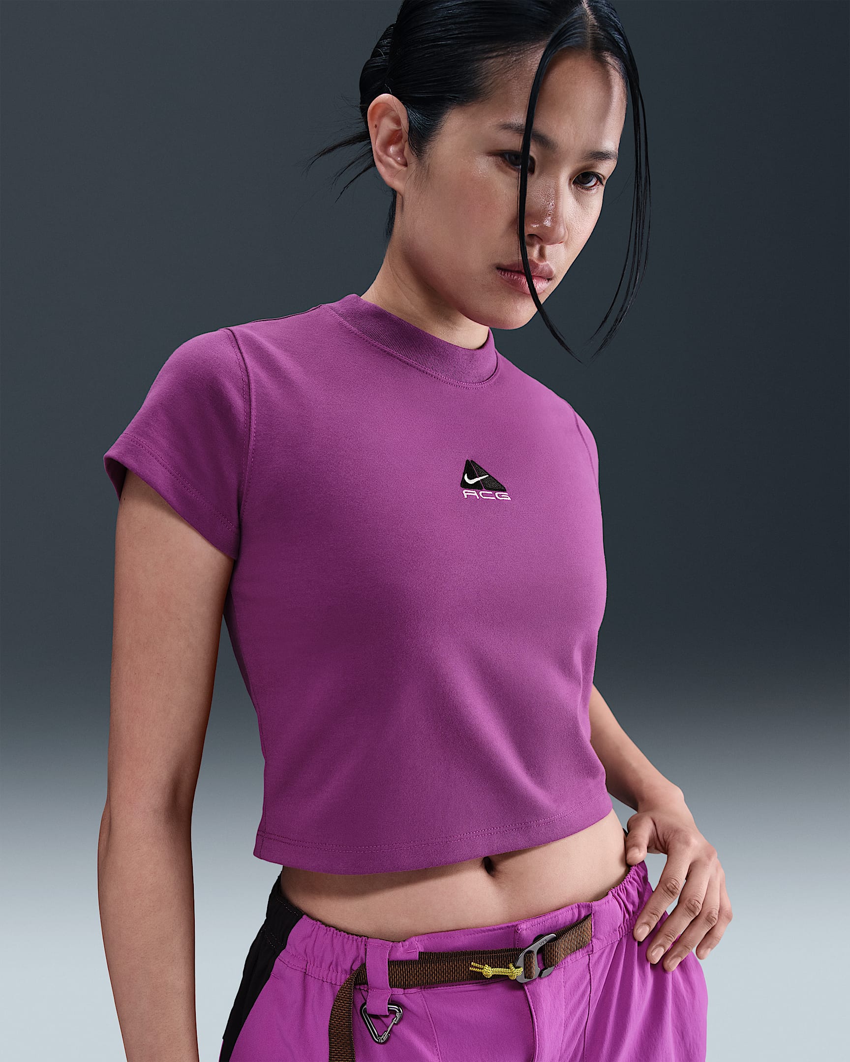 เสื้อยืดแขนสั้นผู้หญิง Dri-FIT Nike - Bold Berry/ดำ/ดำ