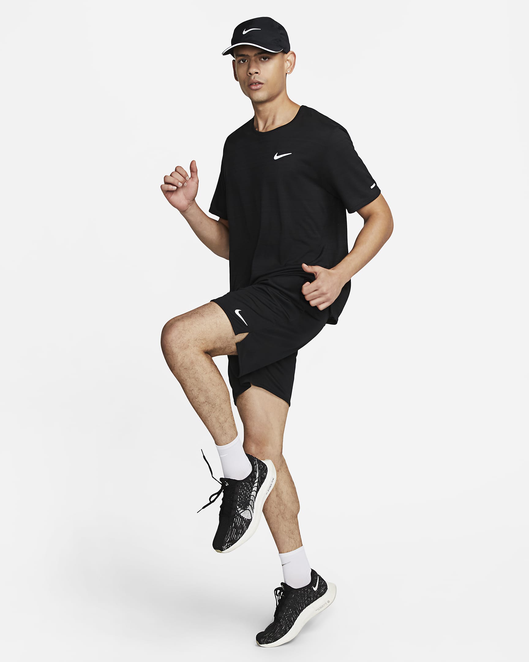 Calções versáteis sem forro de 18 cm Dri-FIT Nike Totality para homem - Preto/Preto/Cinzento Iron/Branco