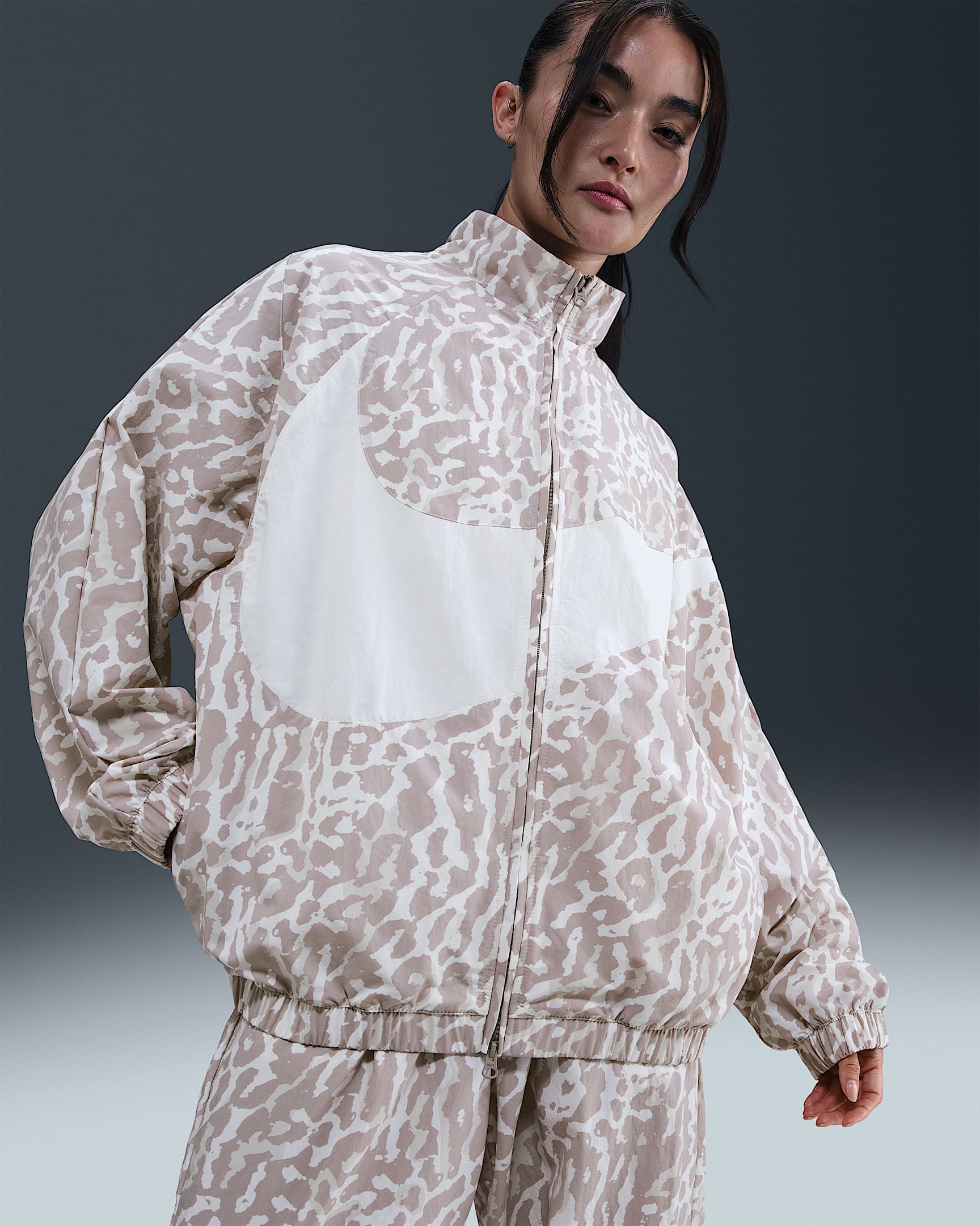 Nike Sportswear Women's Woven Printed Jacket - College Grey/Sail