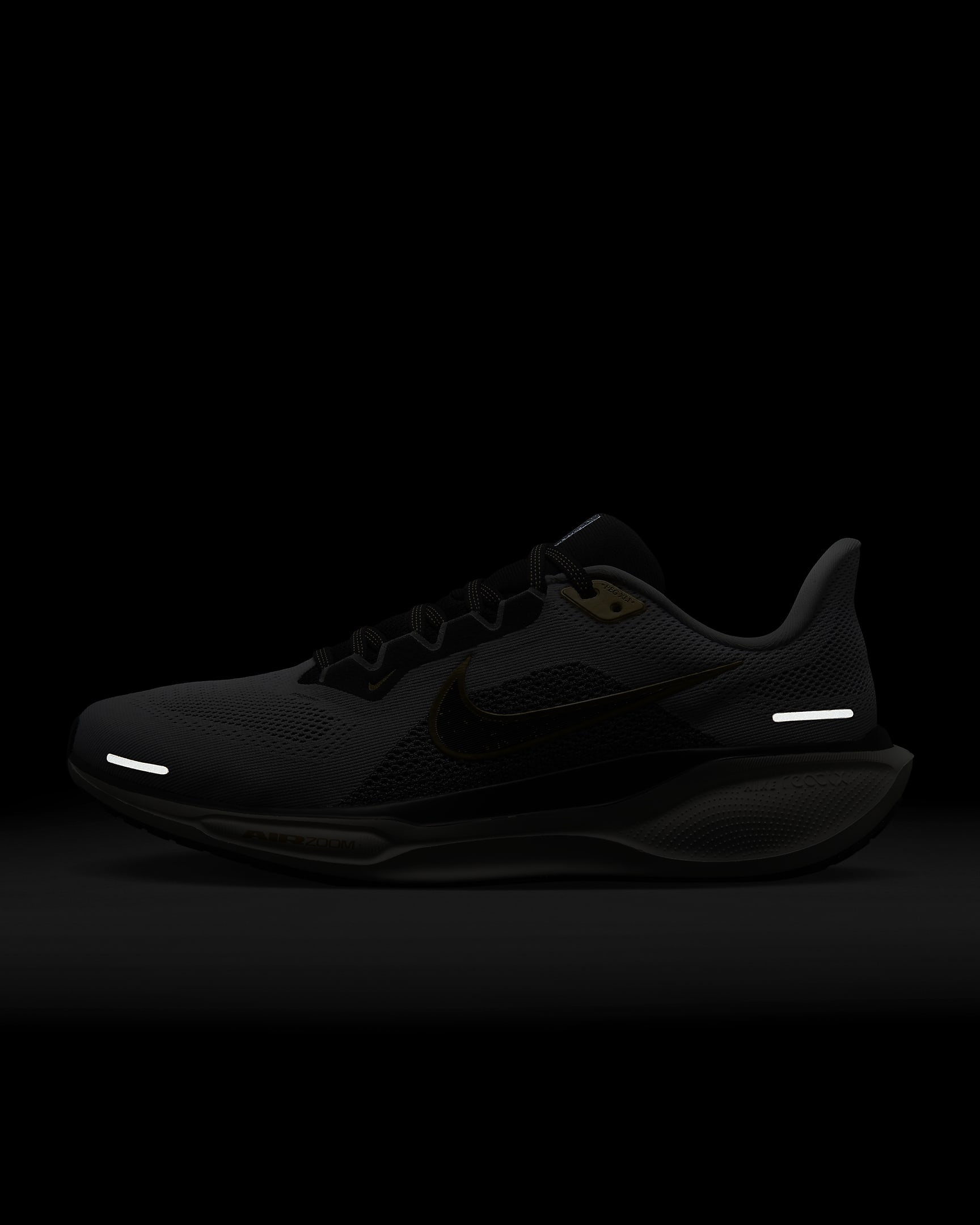 Chaussure de running sur route Nike Zoom Pegasus 41 pour homme - Blanc/Metallic Gold/Light Smoke Grey/Noir