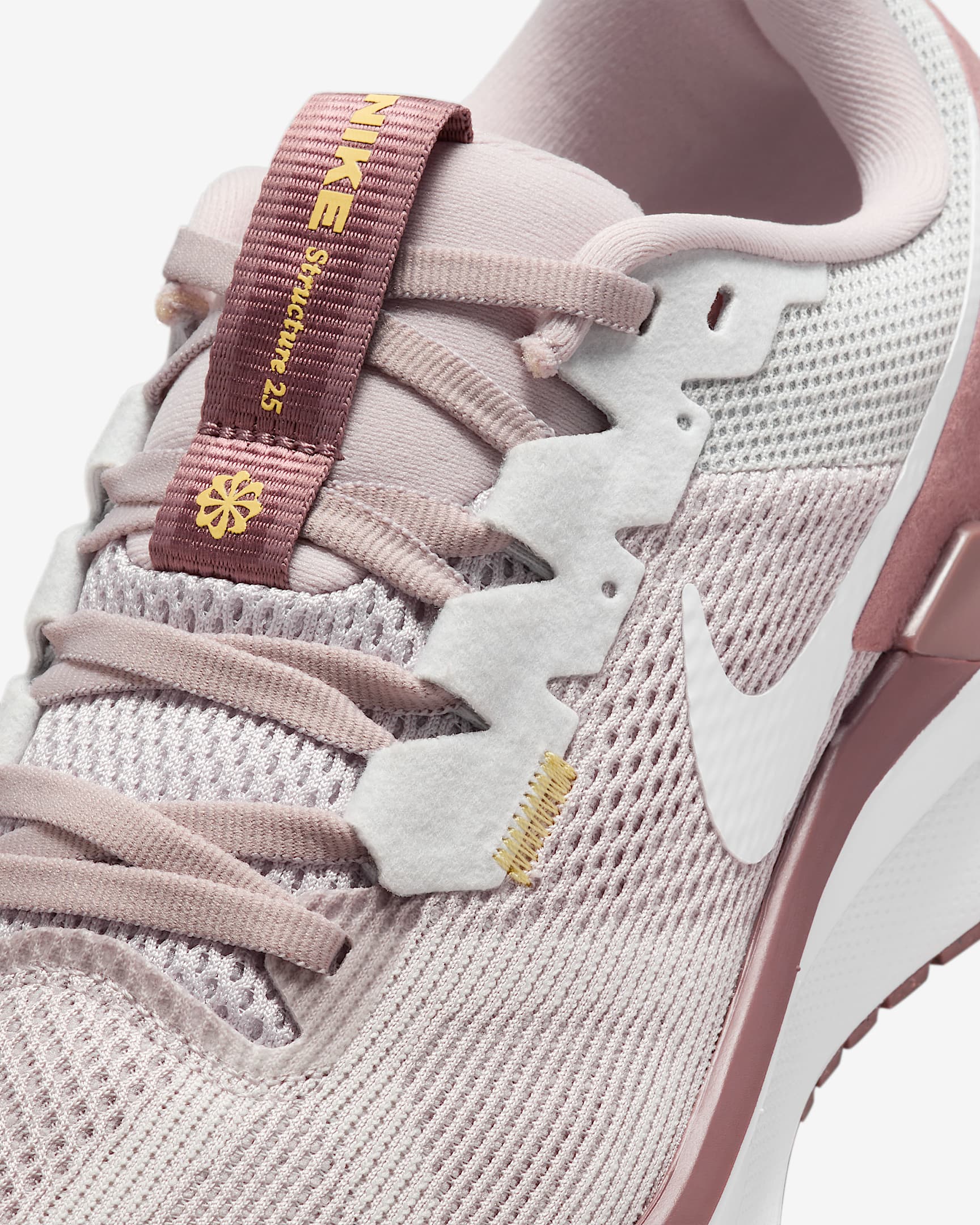 nike structure women's