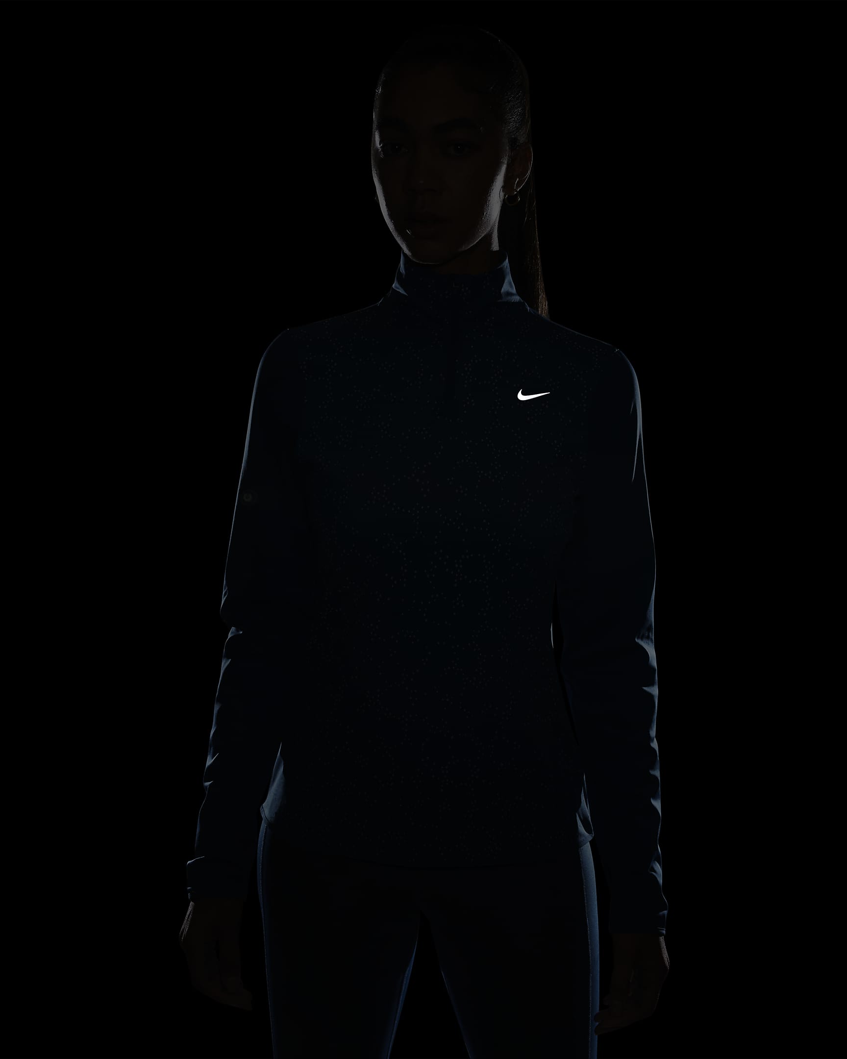 Nike Swift Women's 1/4-Zip Running Top. Nike RO