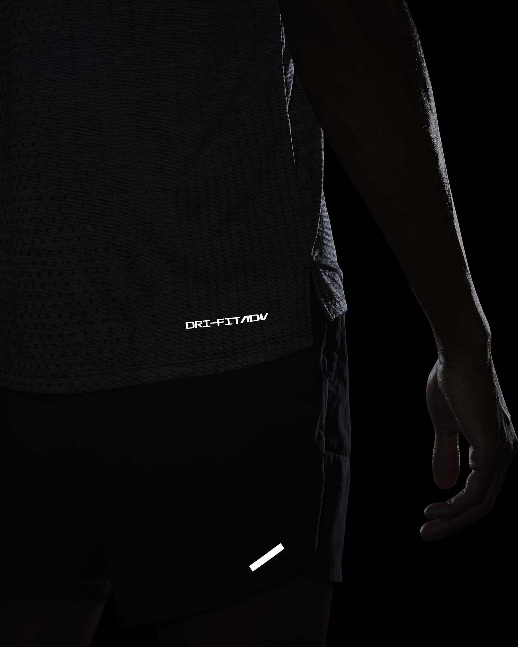 Nike TechKnit Samarreta de màniga curta Nike Dri-FIT ADV de running - Home - Negre/Smoke Grey