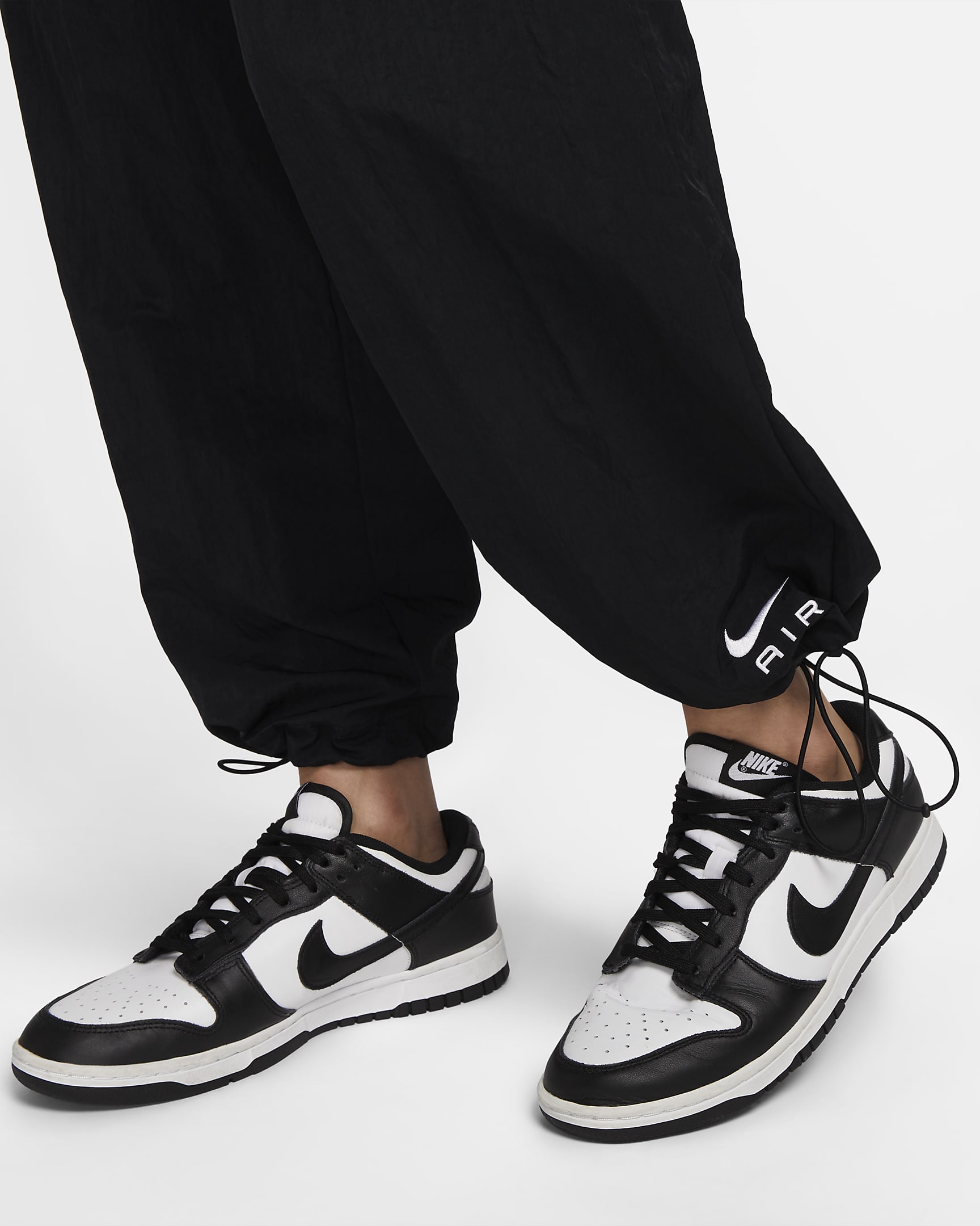 Nike Air Women's High-Rise Woven Trousers. Nike PH