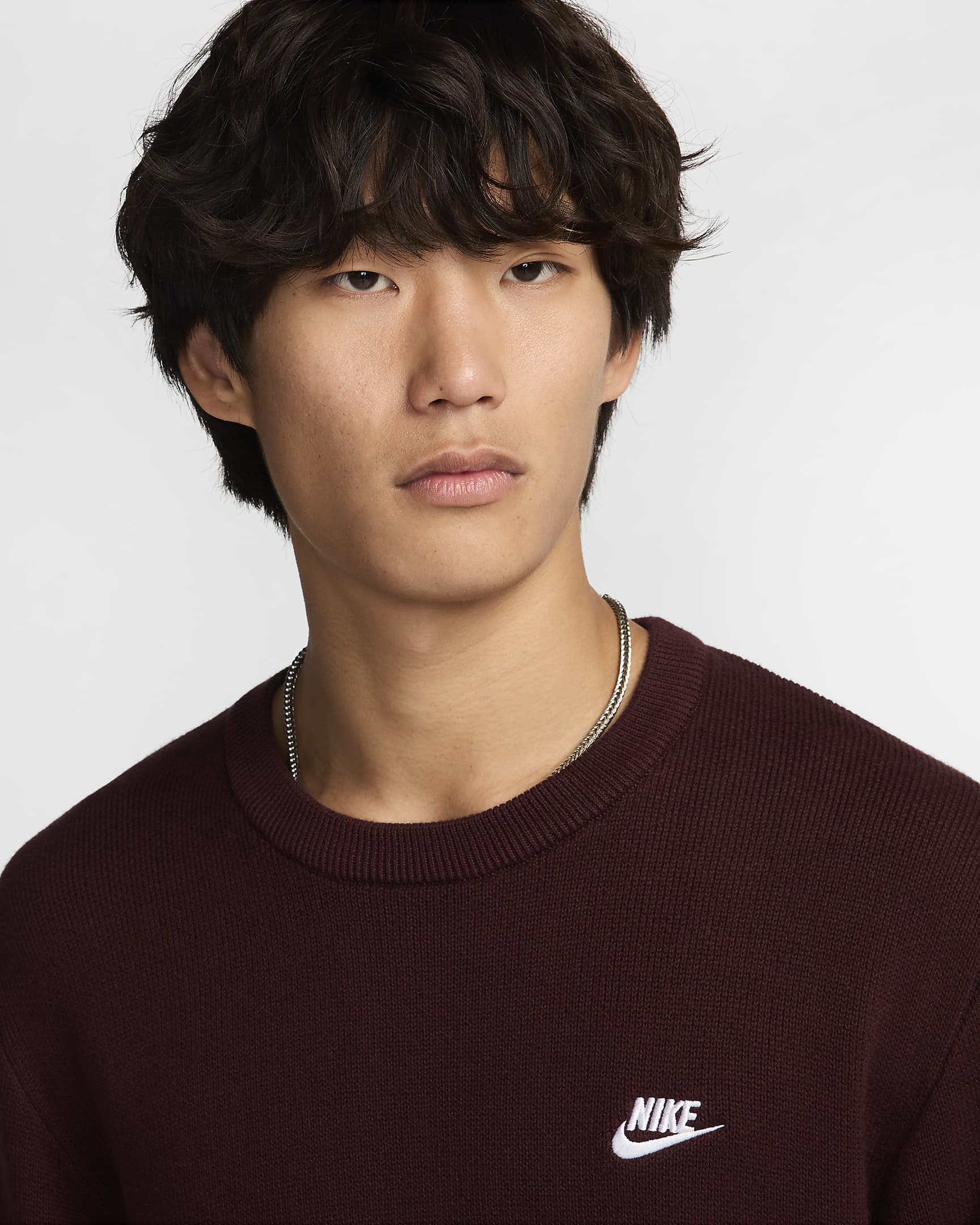 Nike Club Men's Crew-Neck Jumper - Burgundy Crush/White