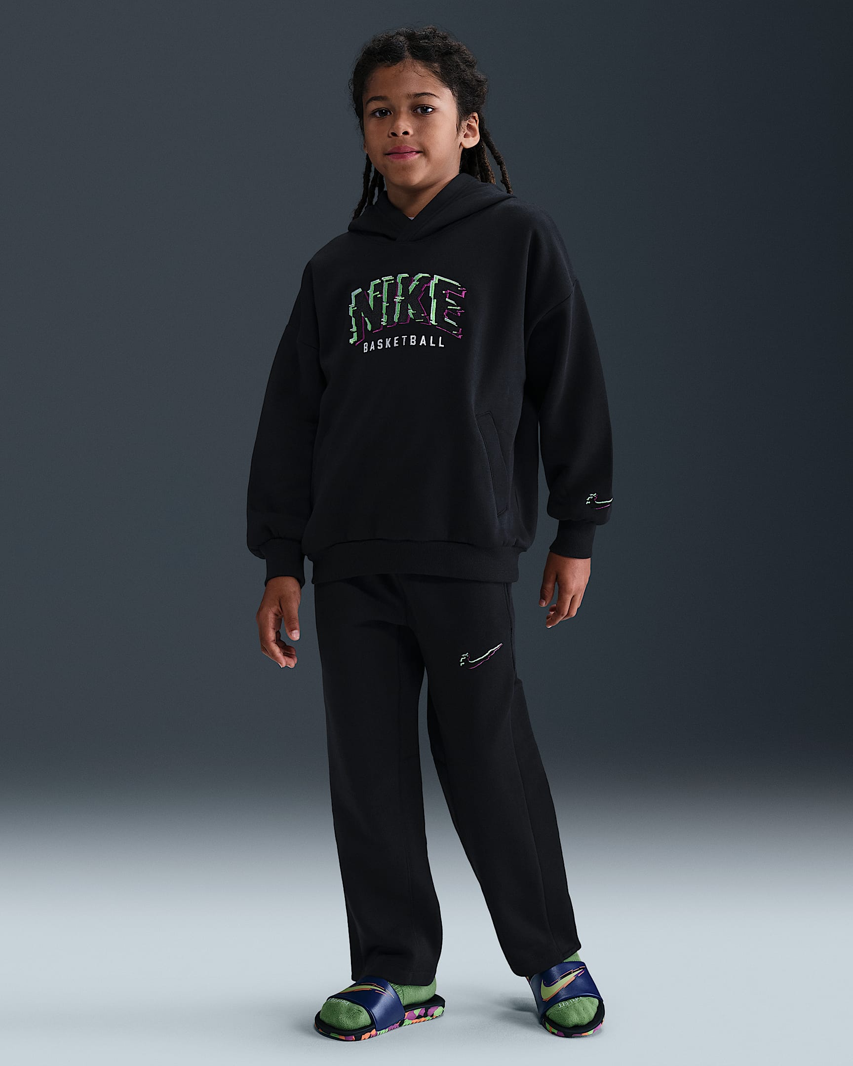 Nike Culture of Basketball Older Kids' Fleece Trousers - Black/Green Strike/Black