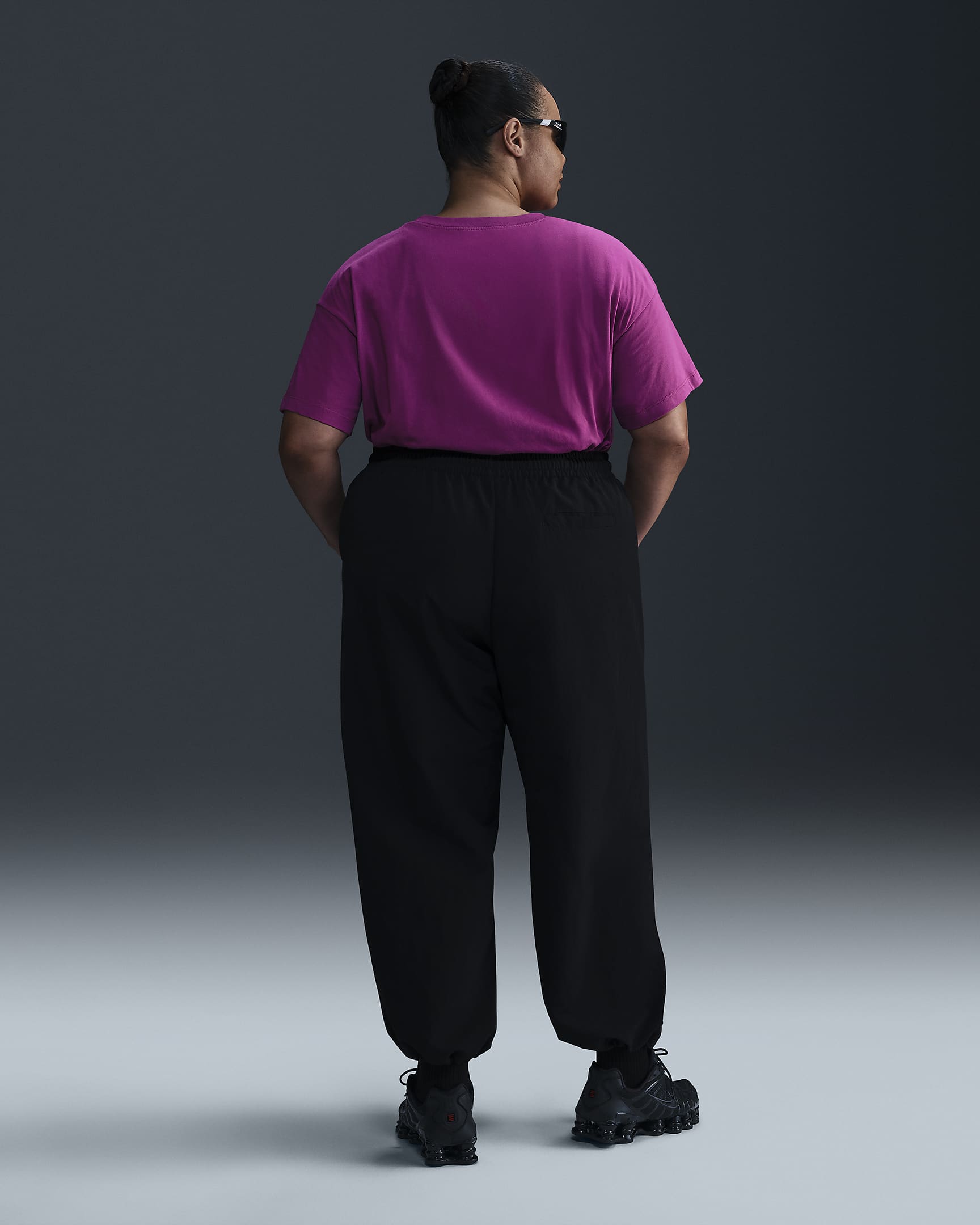 Nike Sportswear Essential női póló (plus size méret) - Hot Fuchsia/Fehér