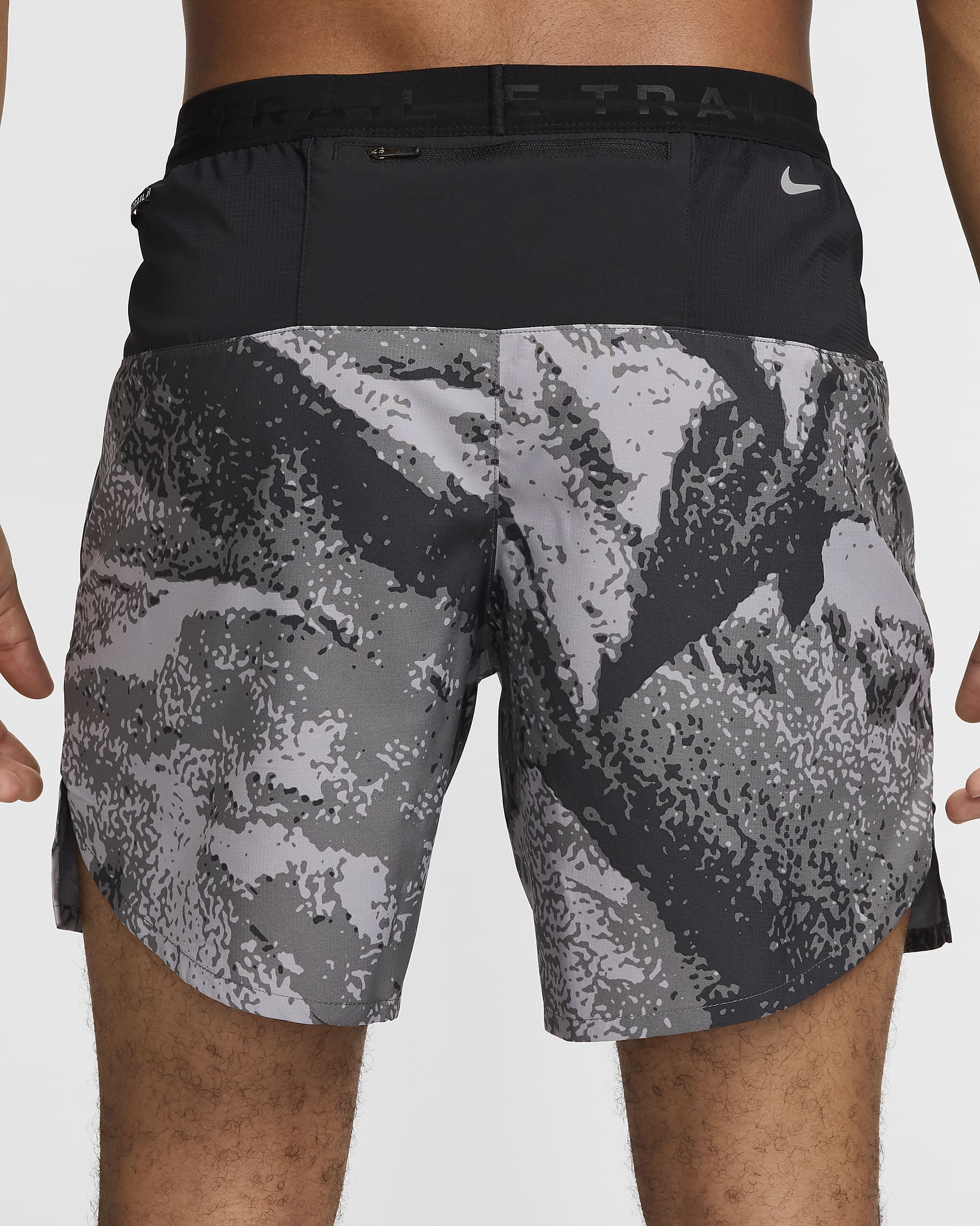 Short de running Dri-FIT avec sous-short intégré 18 cm Nike Trail Stride pour homme - Iron Grey/Noir/Summit White