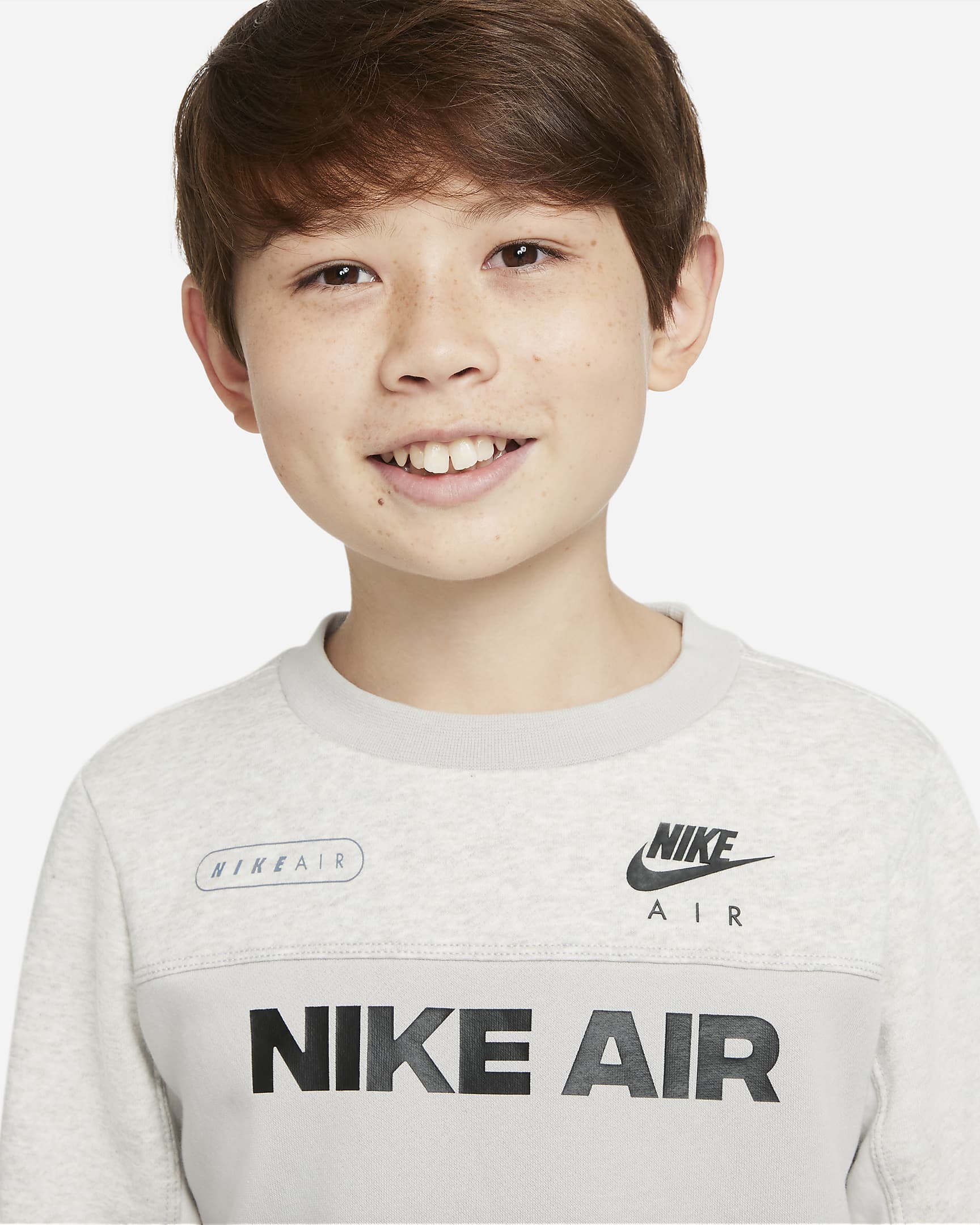 Nike Air Older Kids' (Boys') Crew Sweatshirt. Nike CH