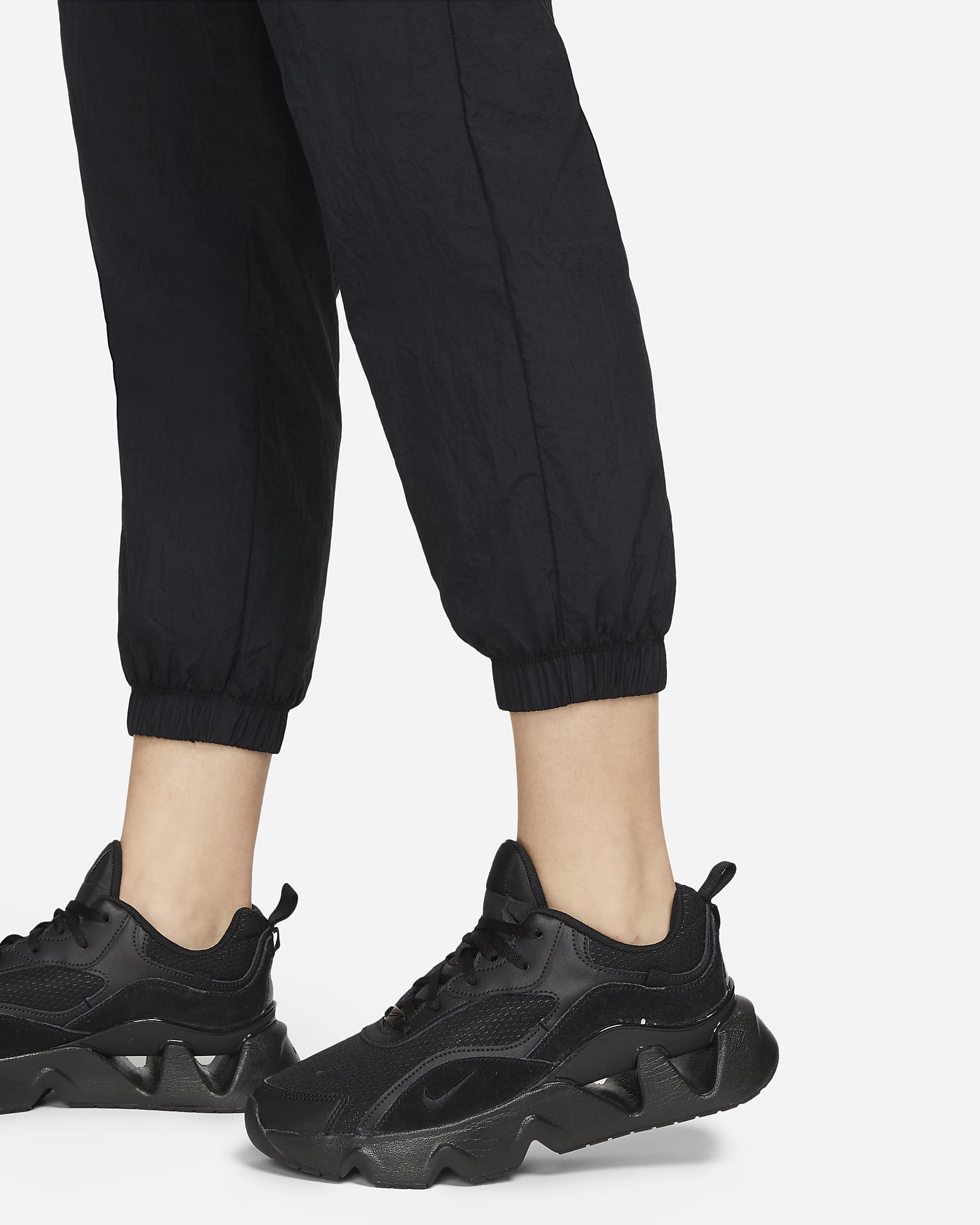 Nike Sportswear Essential Women's Mid-Rise Trousers - Black/White