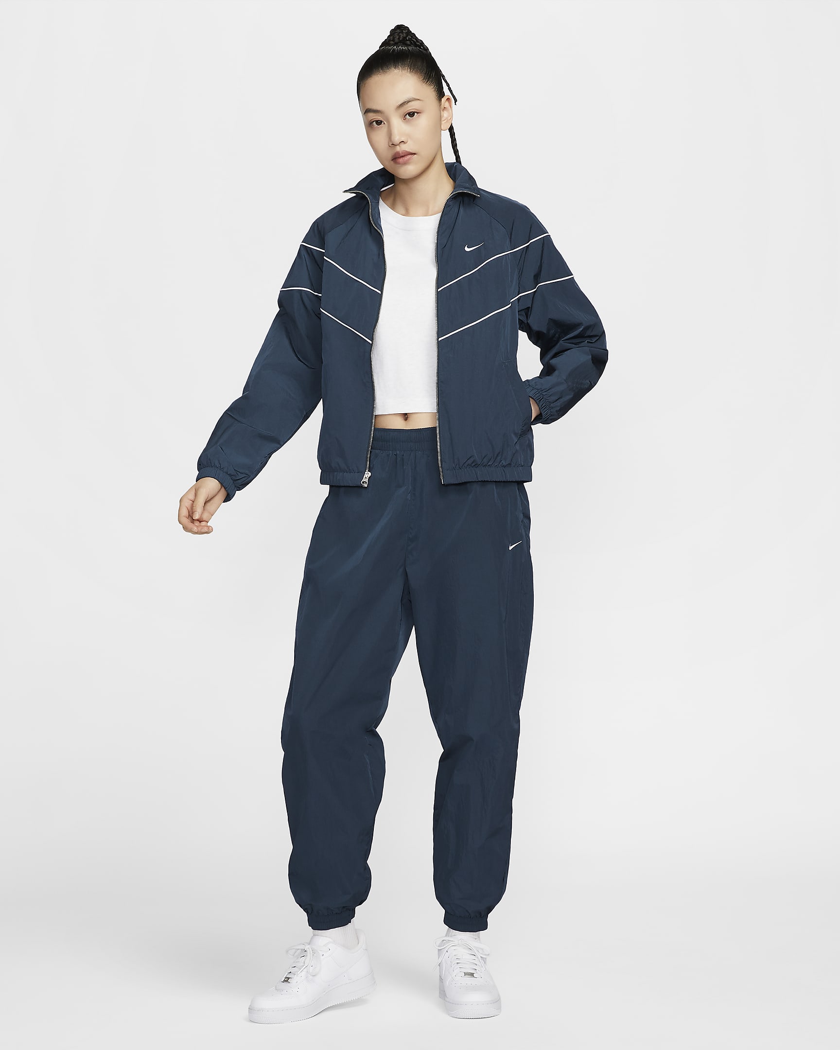 Nike Windrunner Women's Loose UV Woven Full-Zip Jacket - Armoury Navy/White