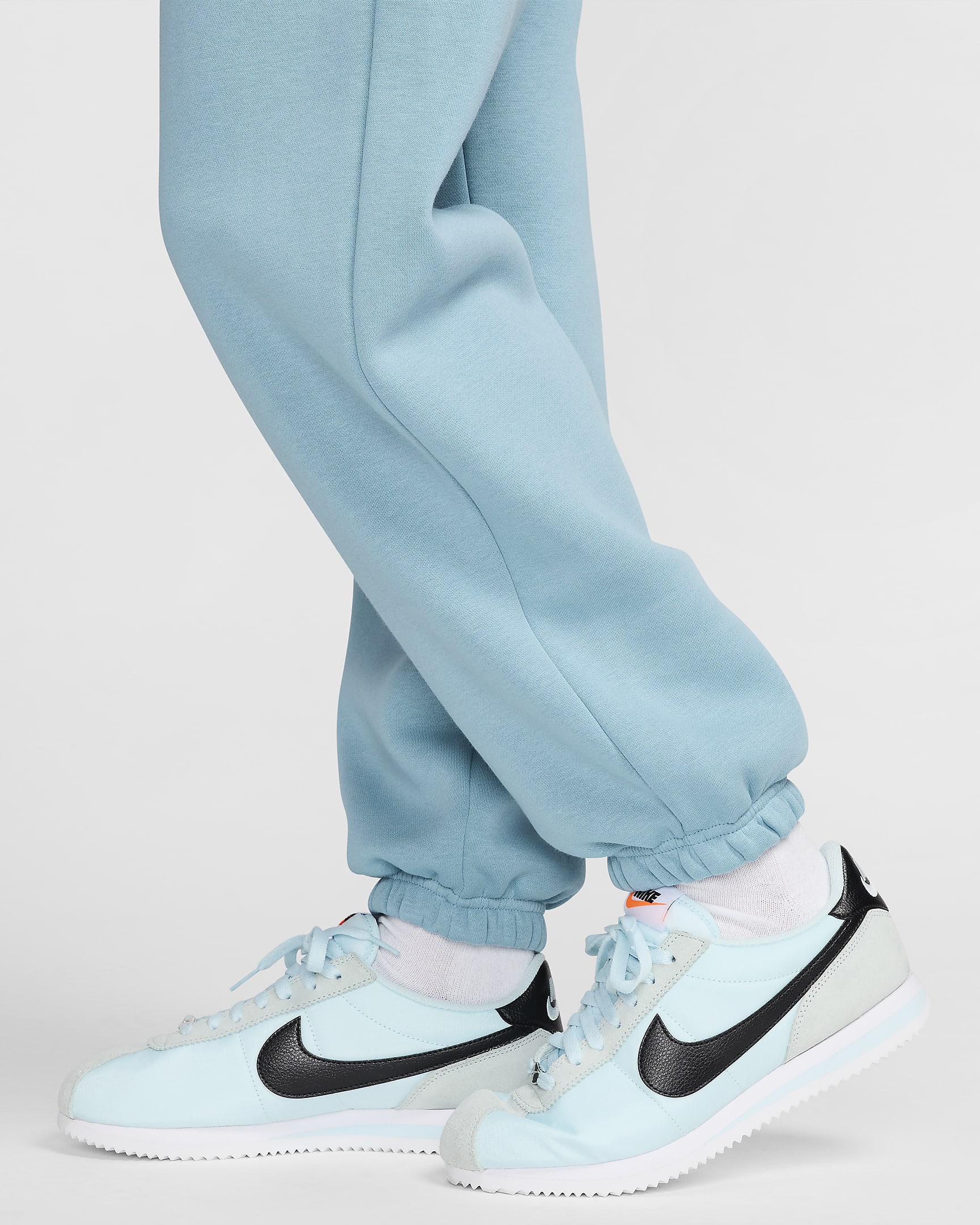 Overdimensionerede Nike Sportswear Phoenix Fleece-sweatpants med høj talje til kvinder - Denim Turquoise/Sail