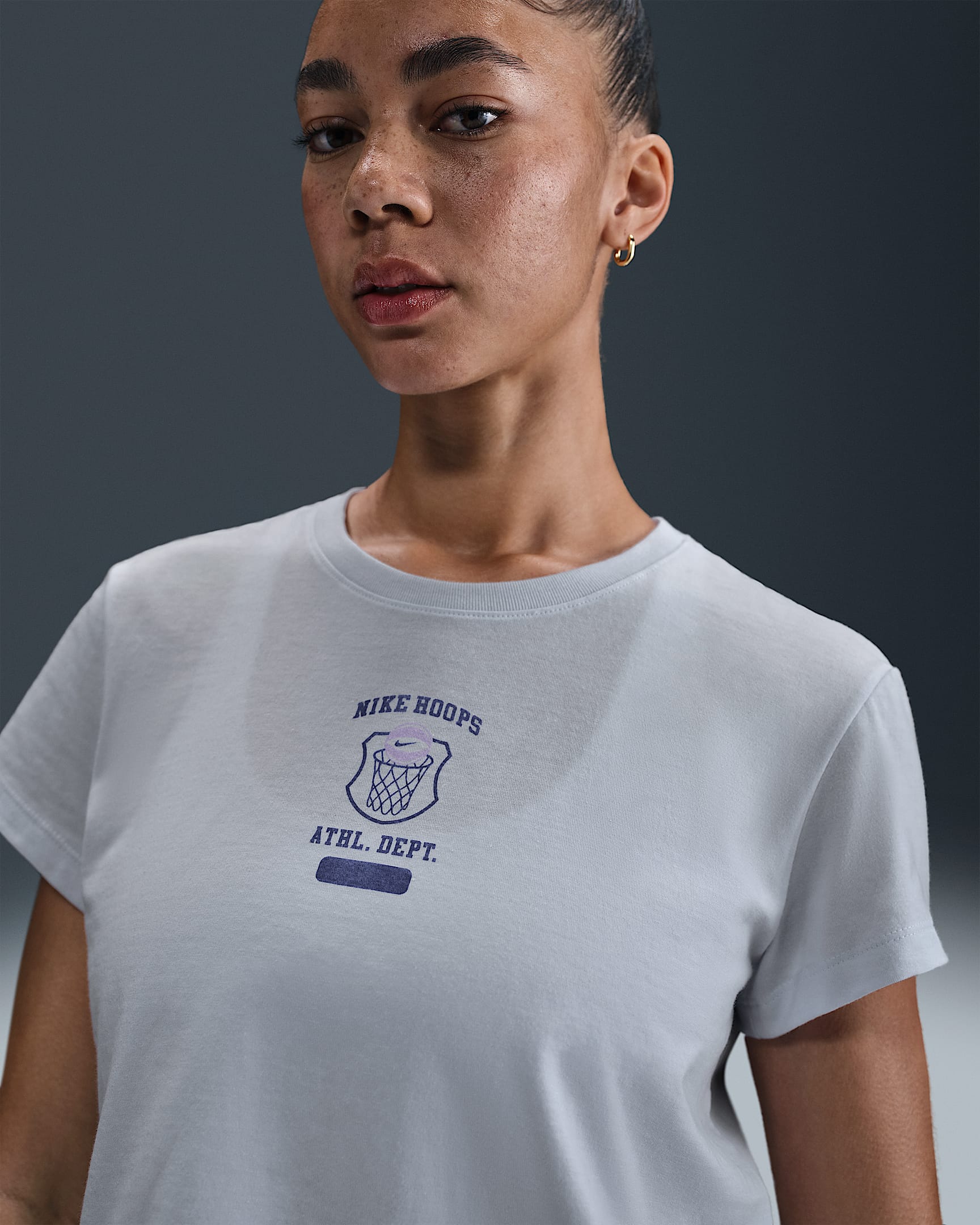 Nike Club Women's Cropped T-Shirt - Football Grey