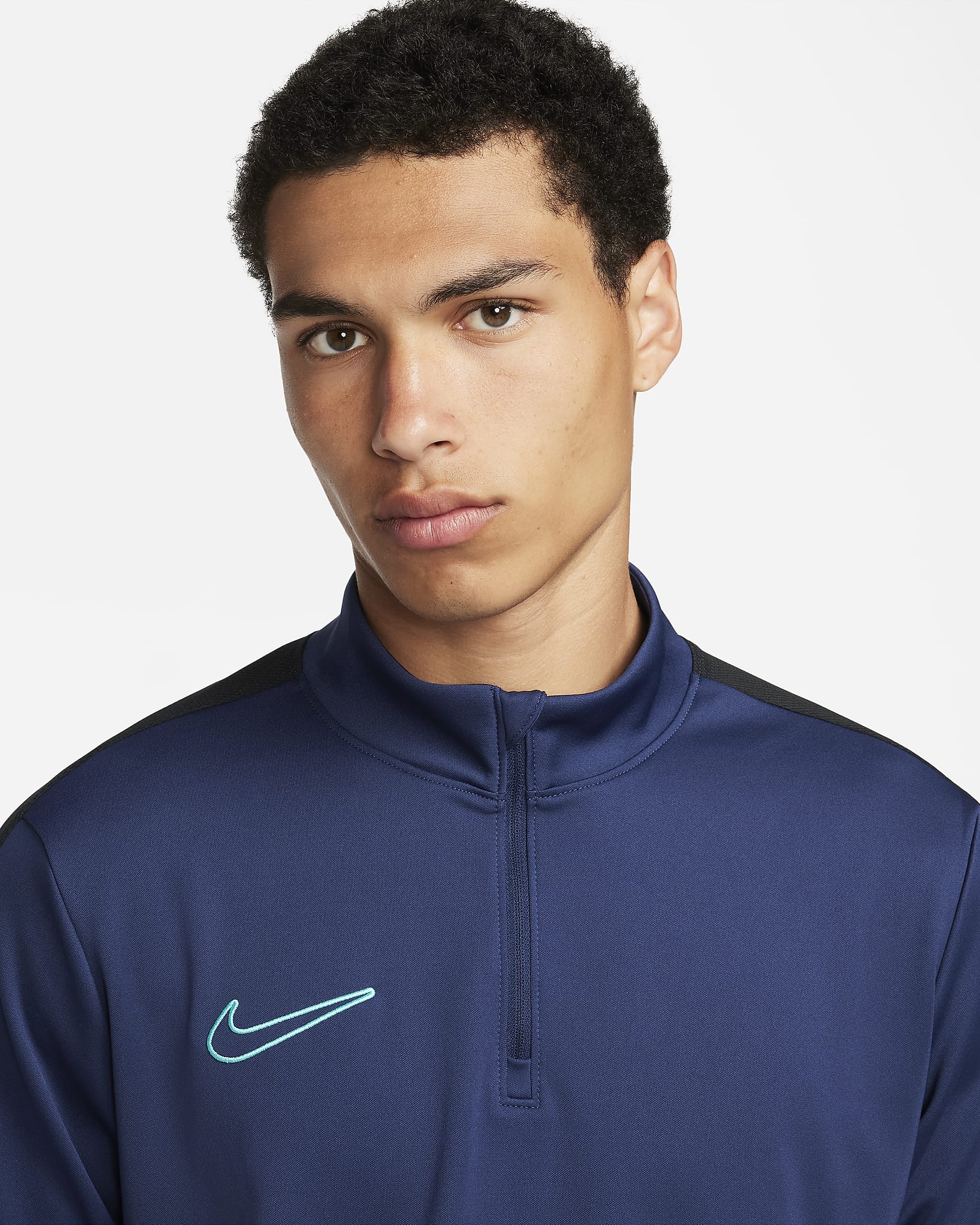 Nike Academy Men S Dri FIT 1 2 Zip Global Football Top Nike IL