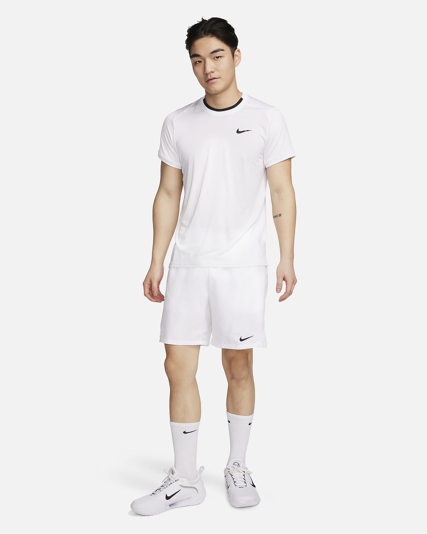 NikeCourt Advantage Men's Top - White/Black