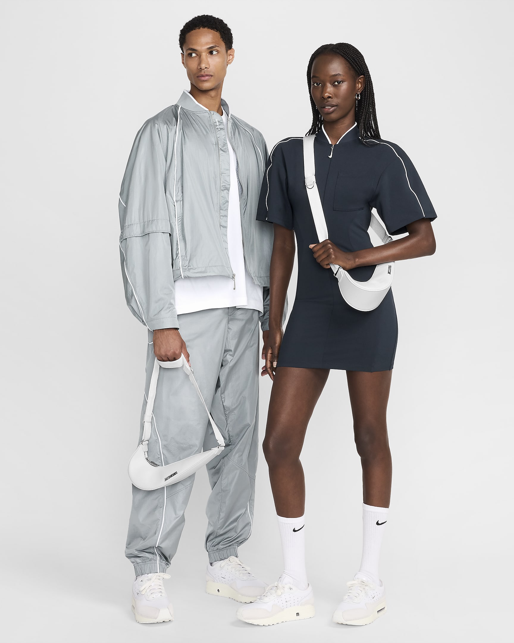 Nike x Jacquemus Le Swoosh crossbodytas - Wit/Wit/Shiny Silver