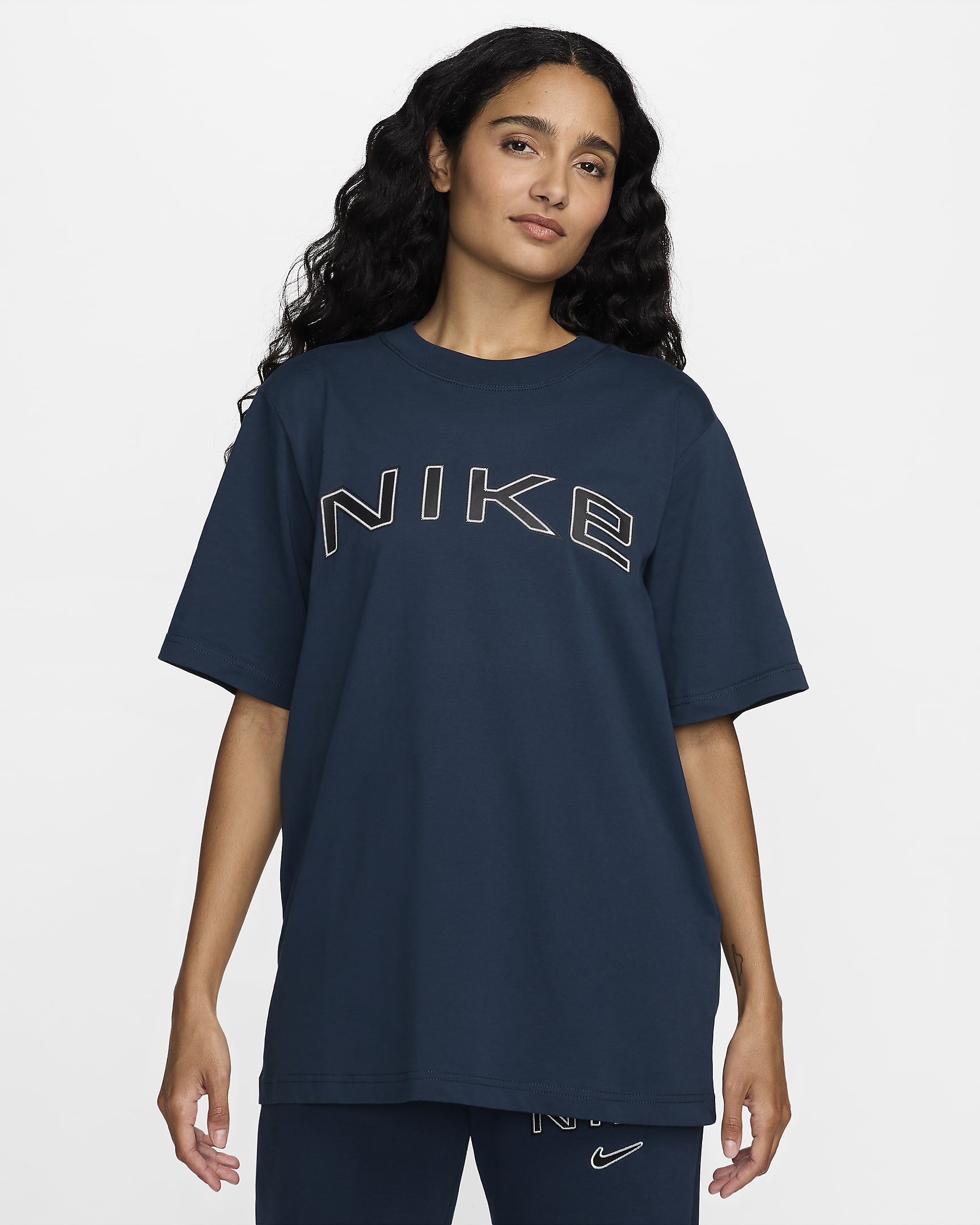 T-shirt ample à manches courtes et motif Nike Sportswear pour femme - Armory Navy