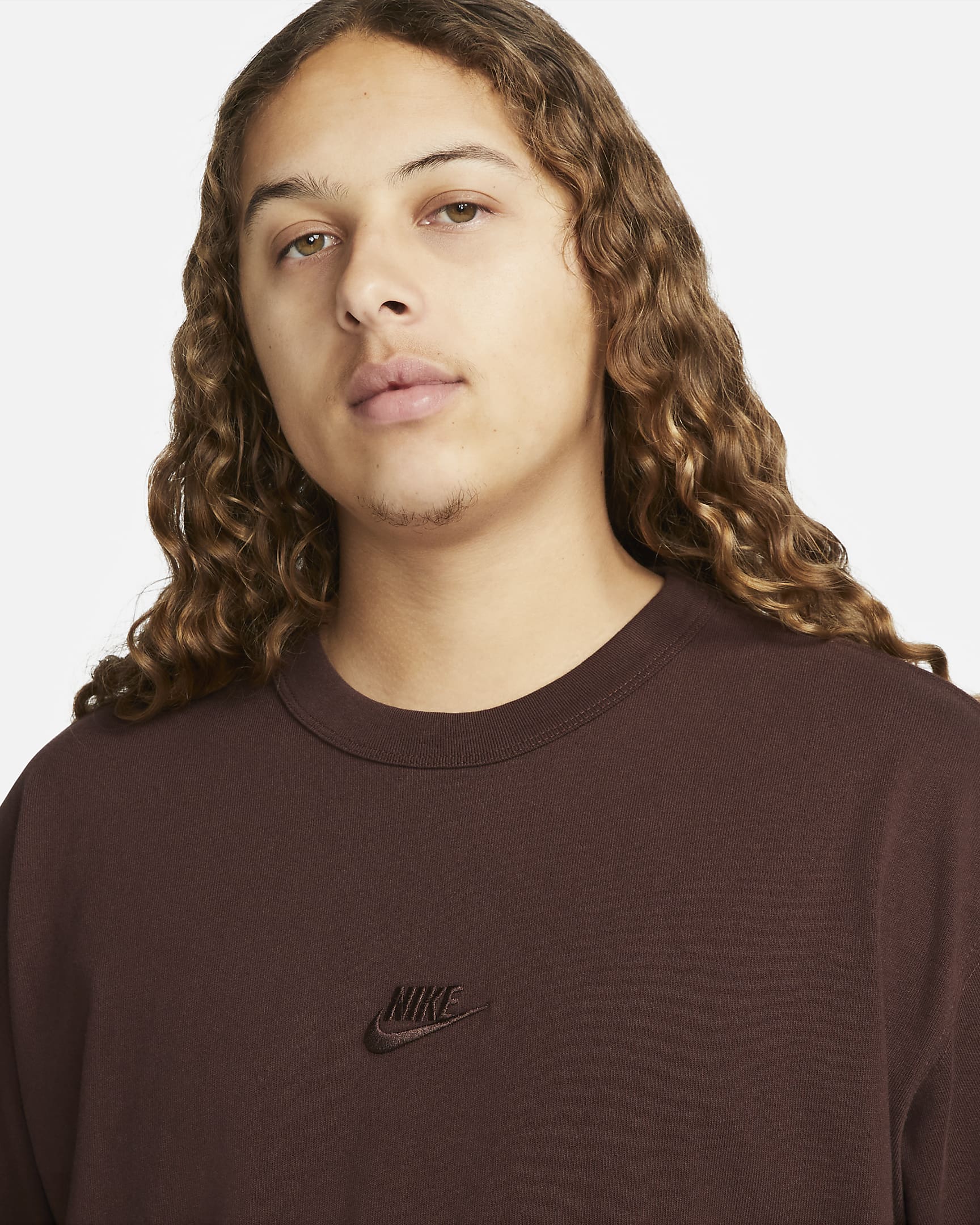 Nike Sportswear Premium Essentials Men's T-Shirt - Earth