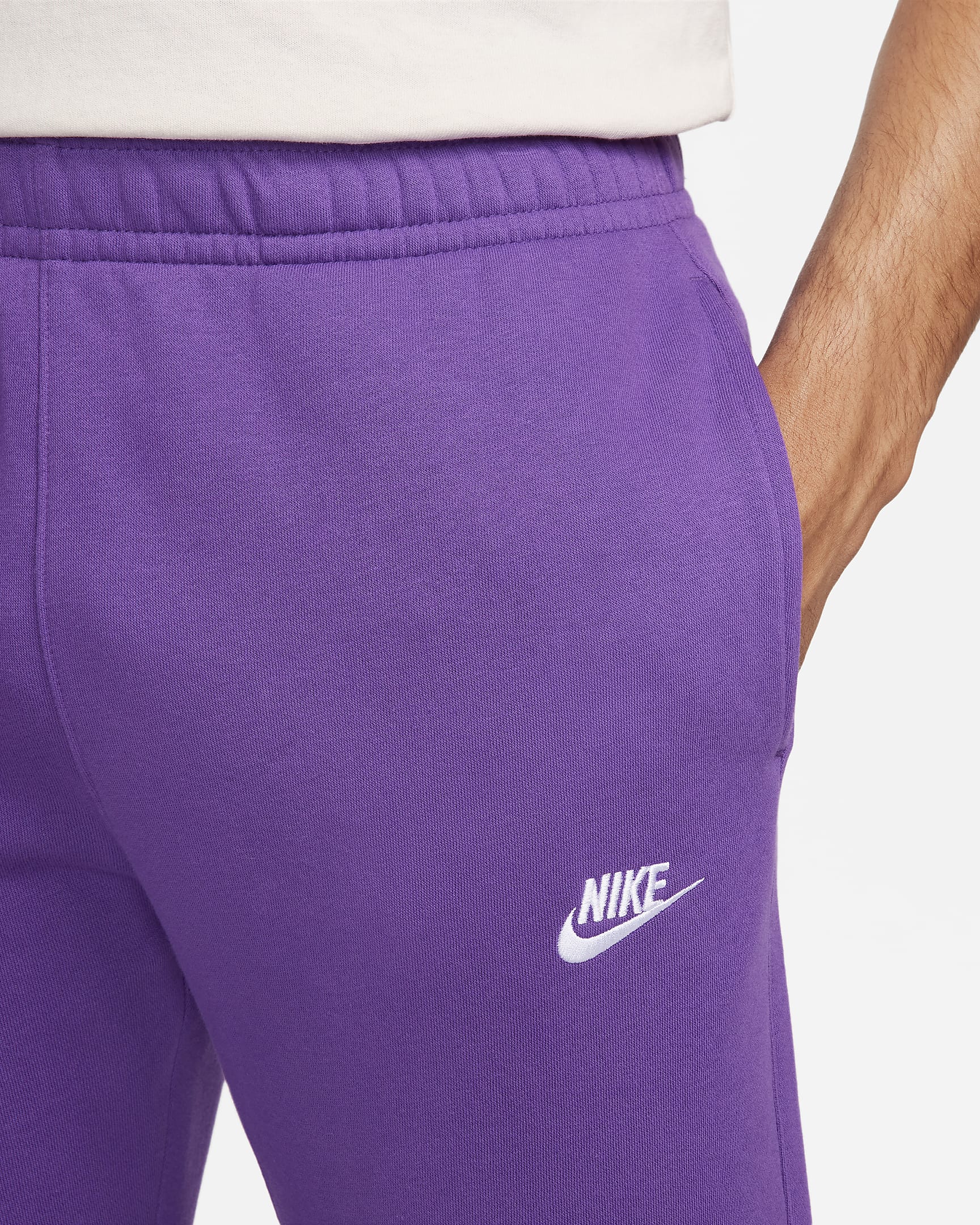 Nike Sportswear Club Fleece Jogginghose. Nike AT