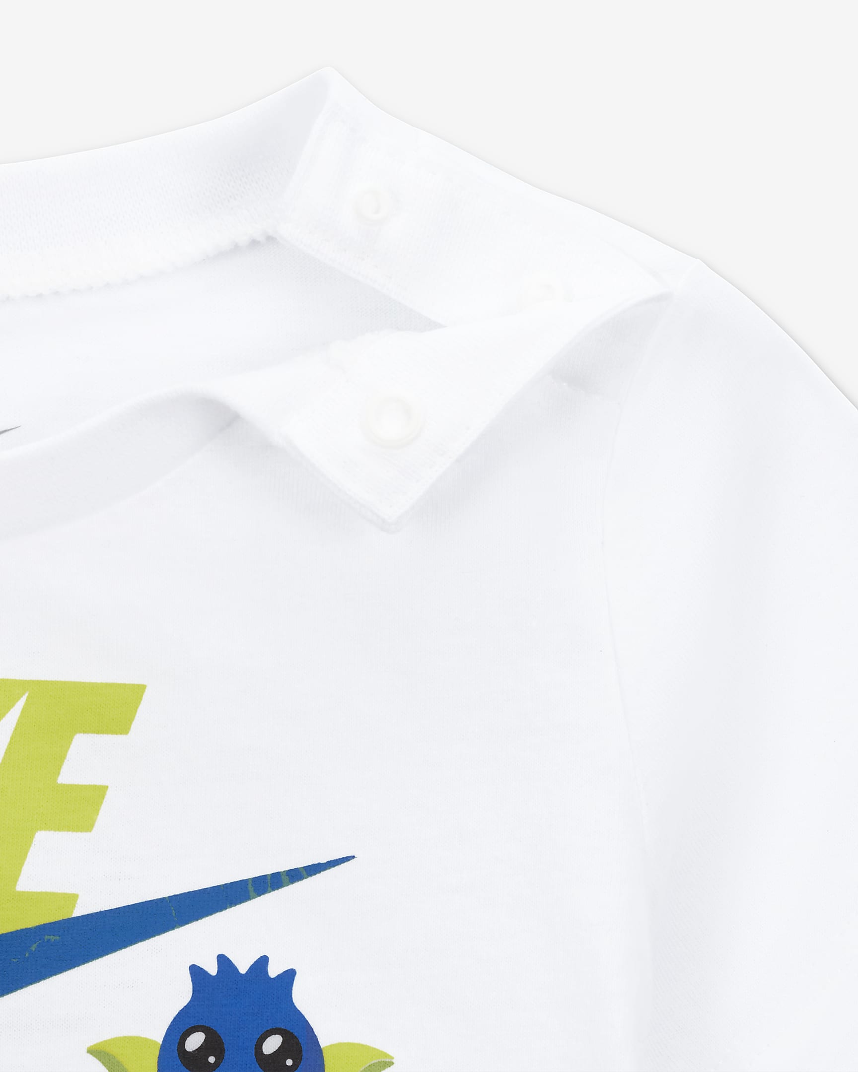 Nike Baby (09M) TShirt and Shorts Set.