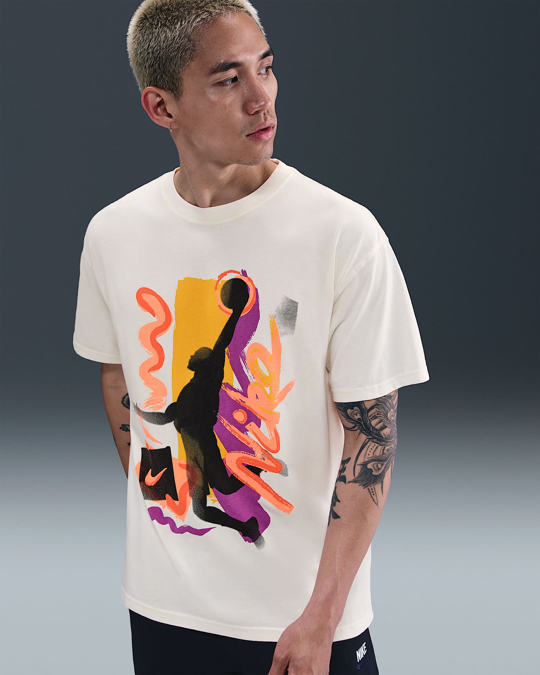 ナイキ メンズ マックス90 バスケットボール Tシャツ - ココナッツミルク
