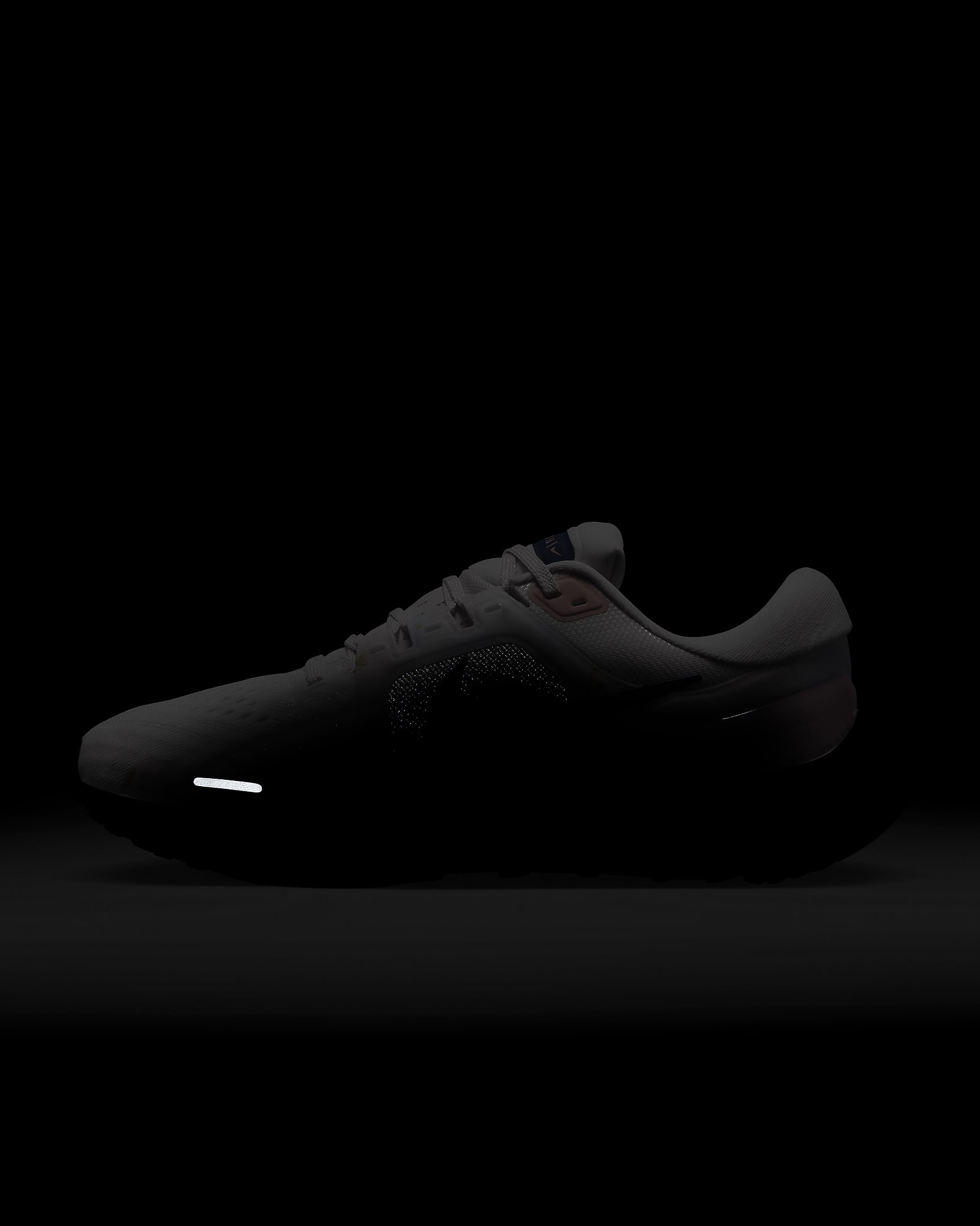 Nike Vomero 16 Premium Women's Road Running Shoes. Nike PH