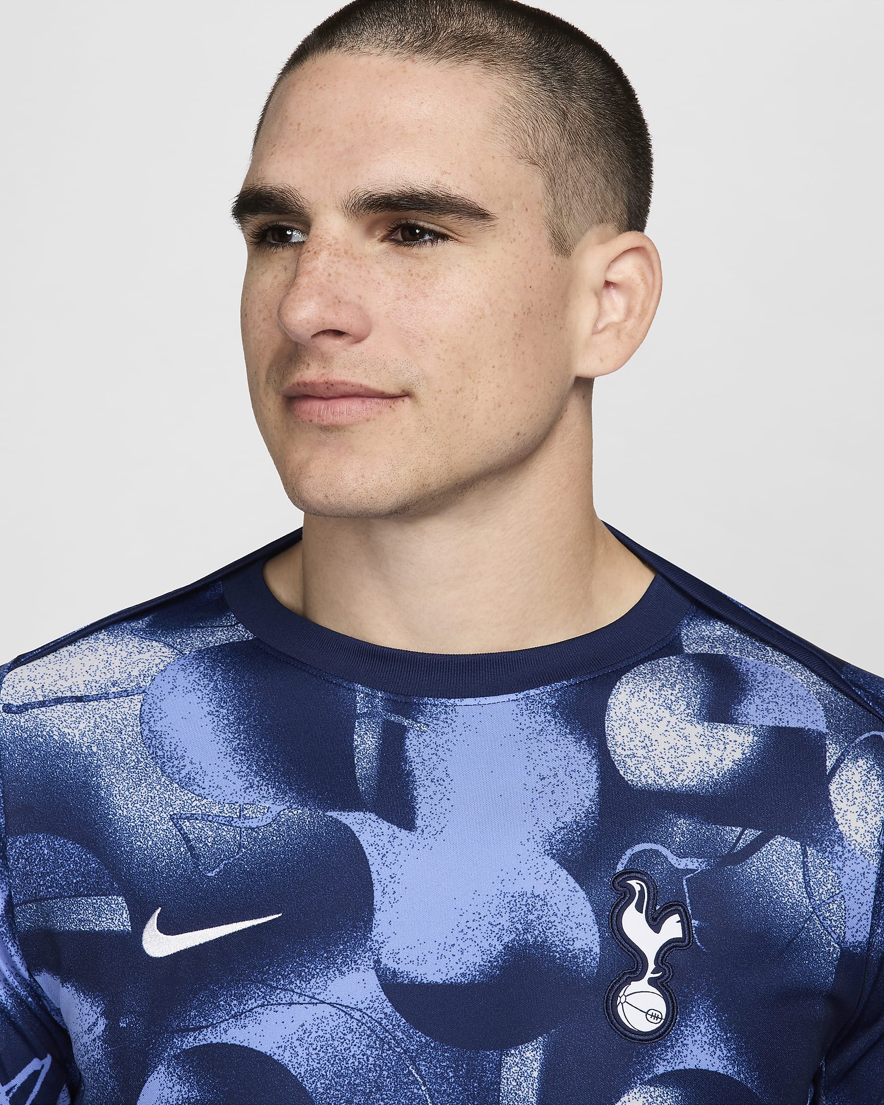 Tottenham Hotspur Academy Pro Nike Dri-FIT warming-upvoetbaltop met korte mouwen voor heren - Binary Blue/Wit