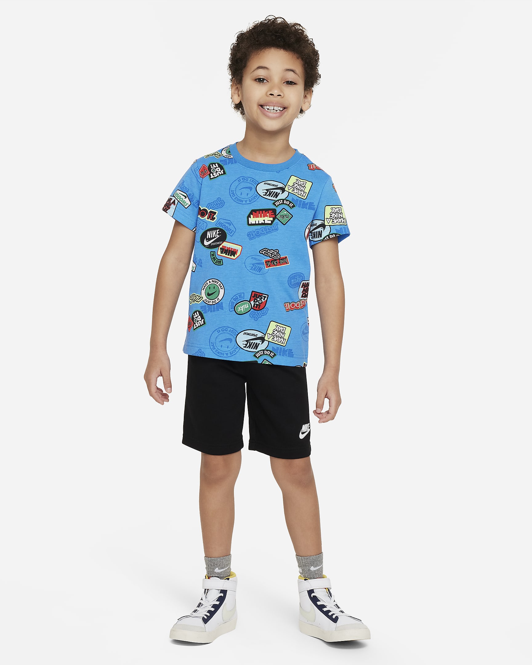 Conjunto de shorts de dos piezas para niños talla pequeña Nike Sportswear - Negro