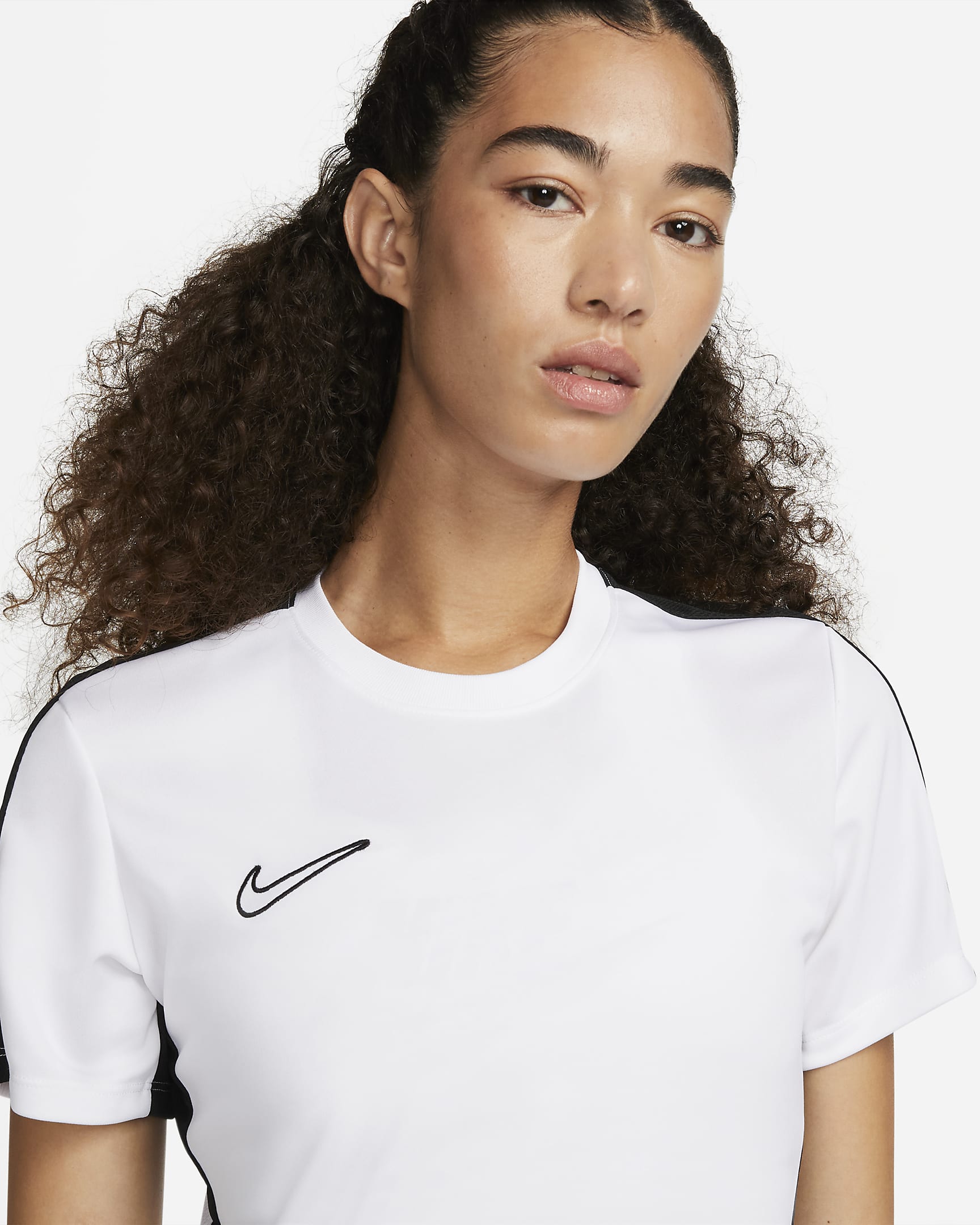 Nike Dri-FIT Academy Kurzarm-Fußballoberteil für Damen - Weiß/Schwarz/Schwarz