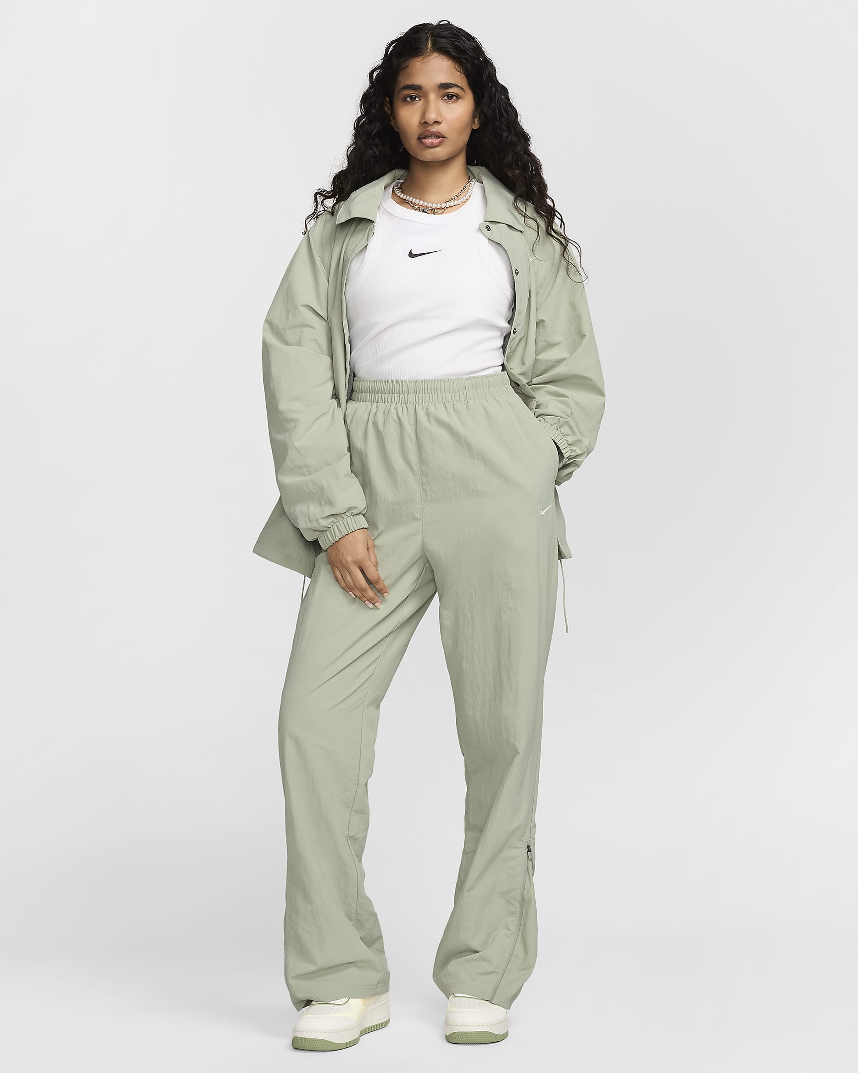 Nike Sportswear Essential Women's Oversized UV Woven Coaches' Jacket - Jade Horizon/Sail