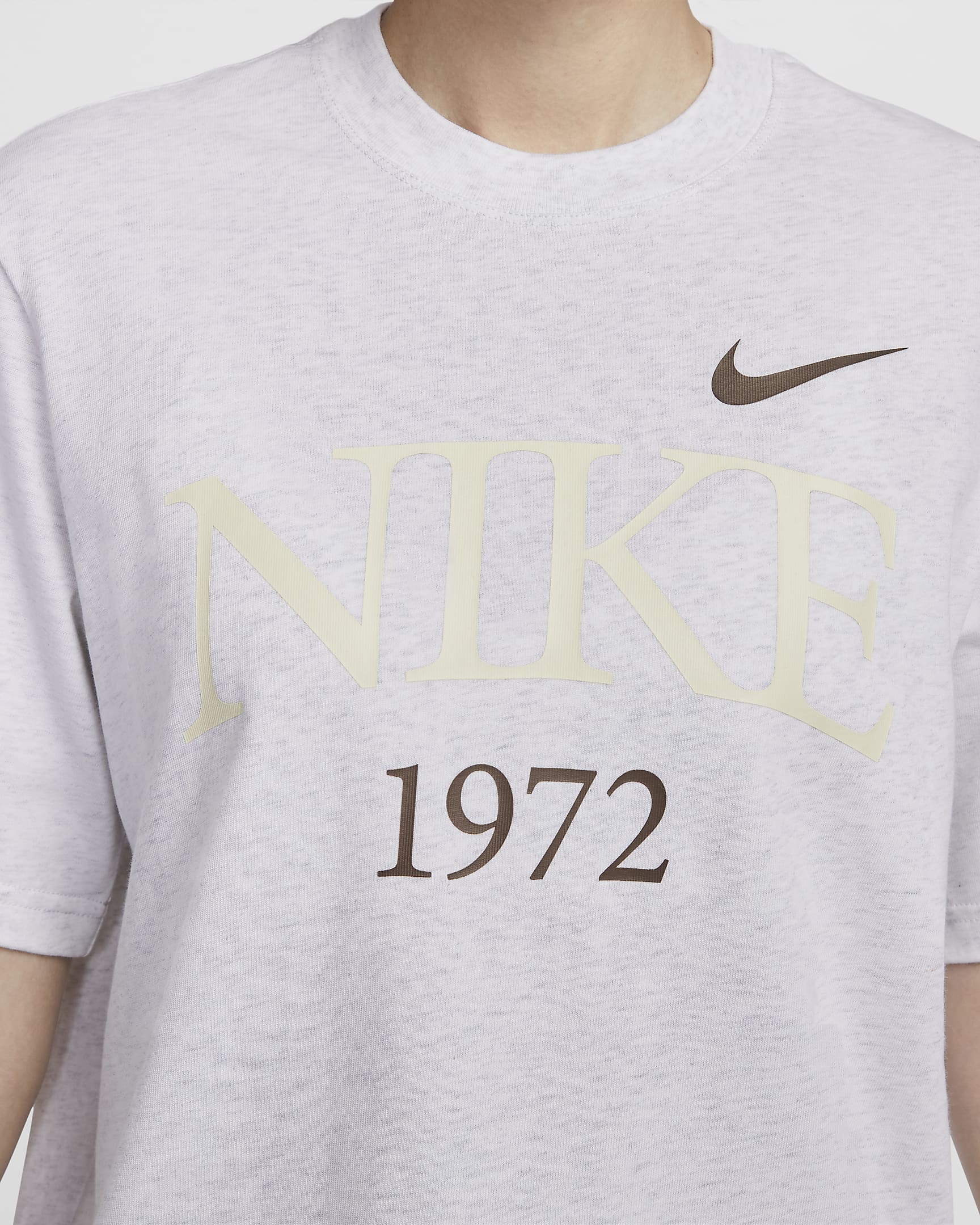 Nike Sportswear Classic Women's T-Shirt - Birch Heather