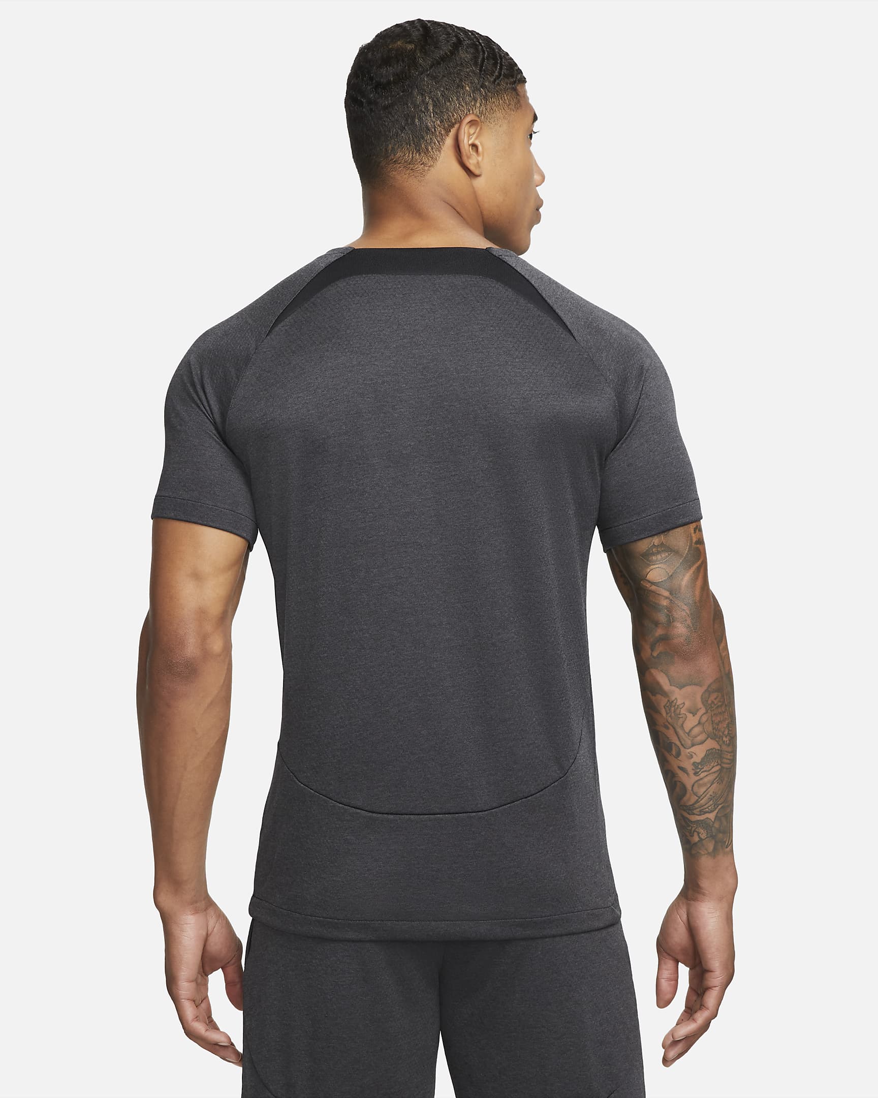 Nike Academy Men's Dri-FIT Short-Sleeve Football Top - Black/Black