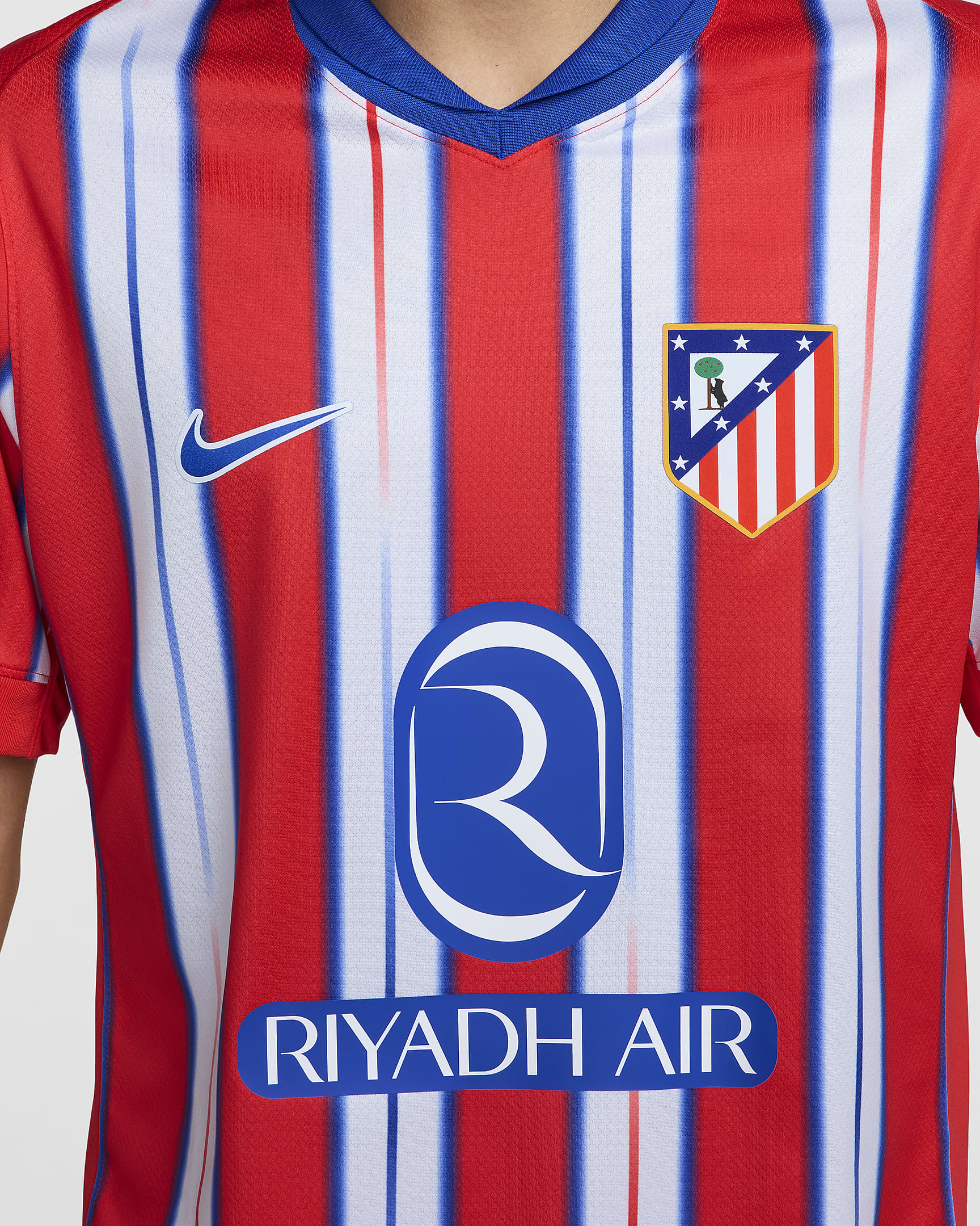 Jersey de fútbol Nike Dri-FIT Replica del Atlético de Madrid local 2024/25 Stadium para hombre - Hiperroyal/Carmesí claro/Blanco