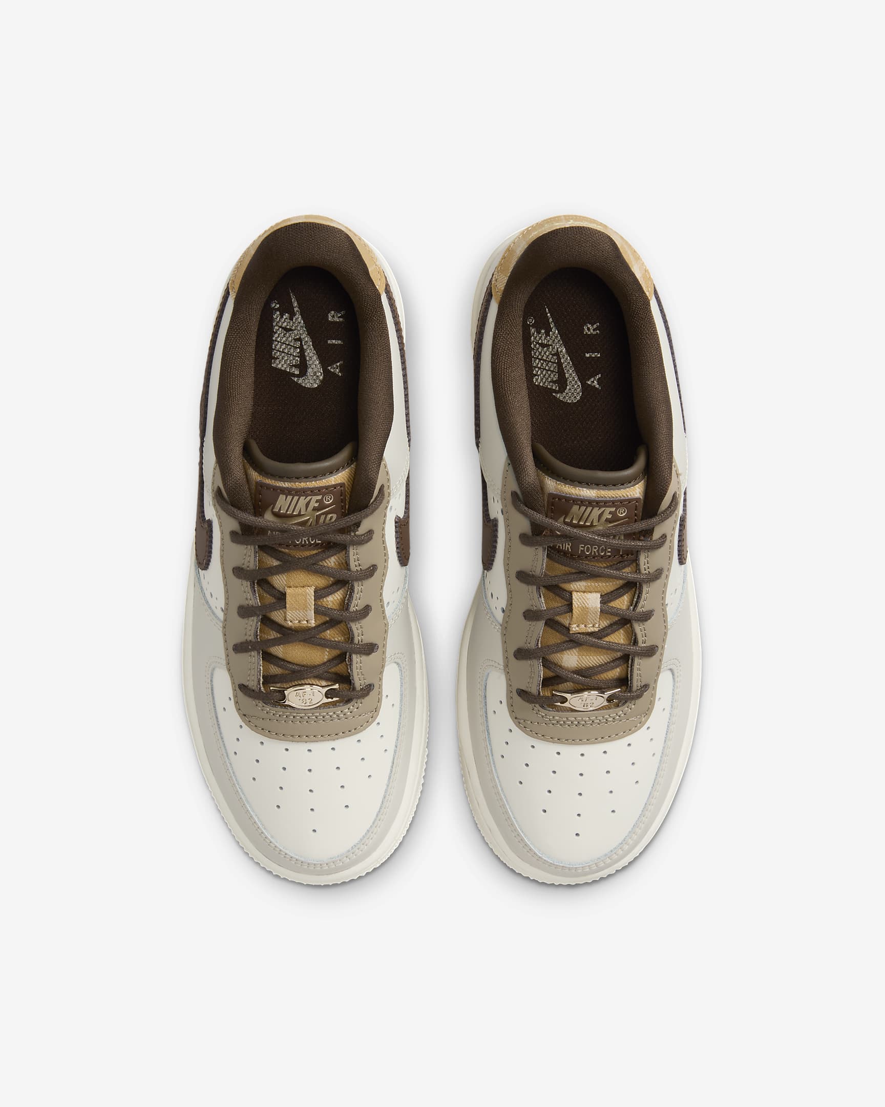 big kids nike air force 1 lv8