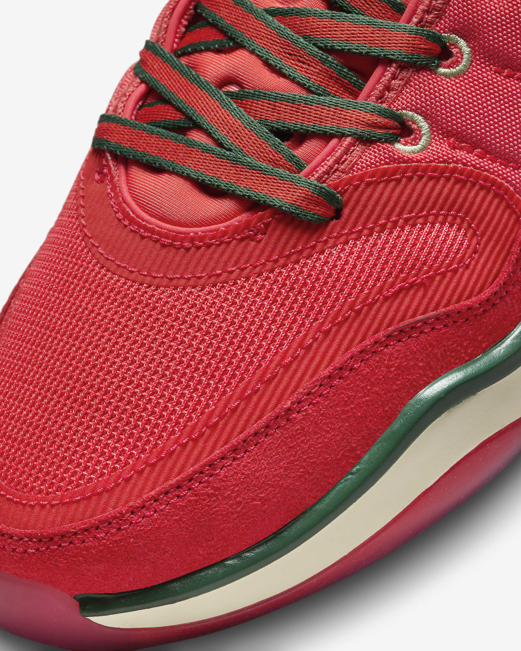 Nike G.T. Hustle 2 Basketball Shoes. Nike BE