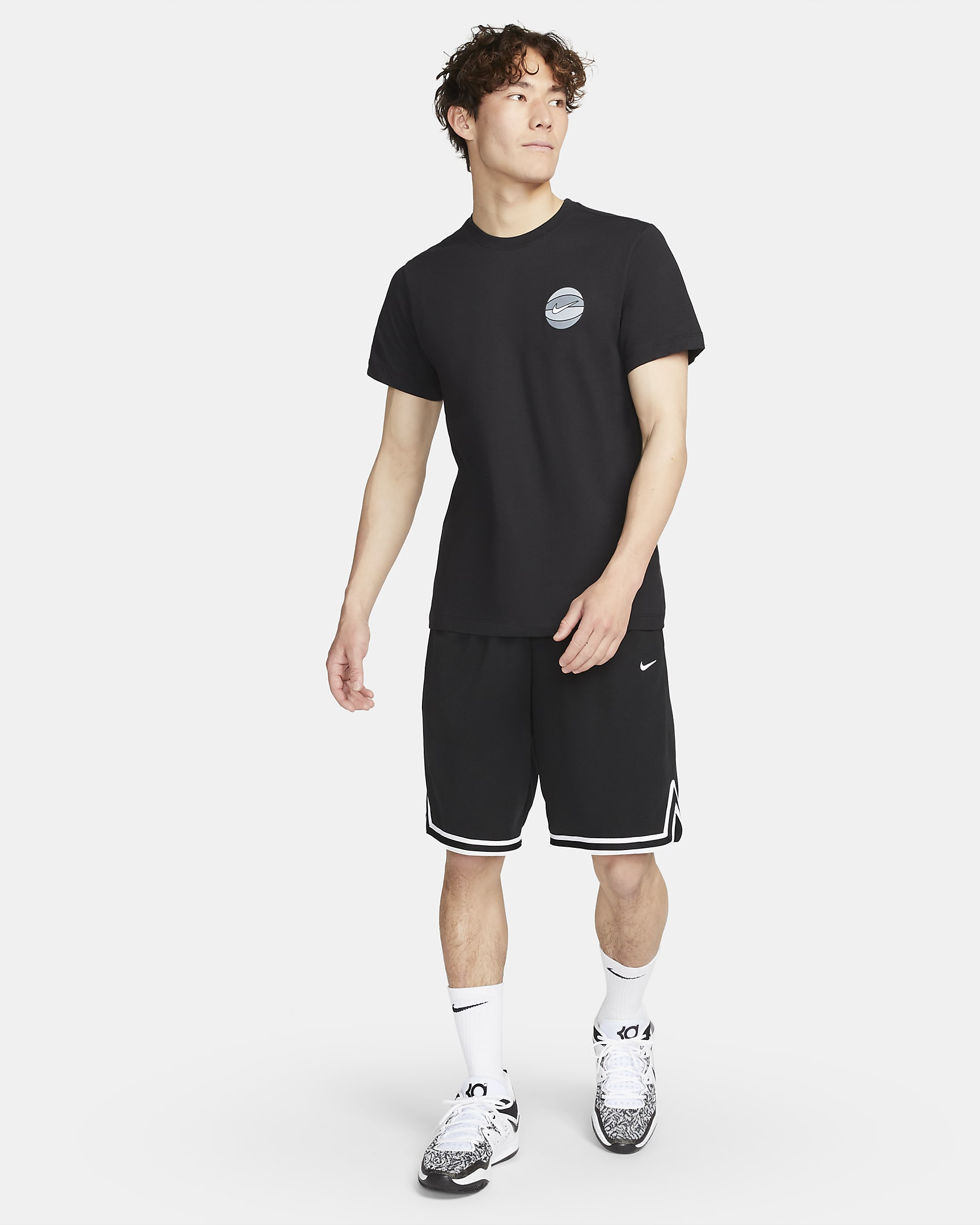Nike HF Basketball Dri Fit Performance T Shirt 🏀🤍 main image 0
