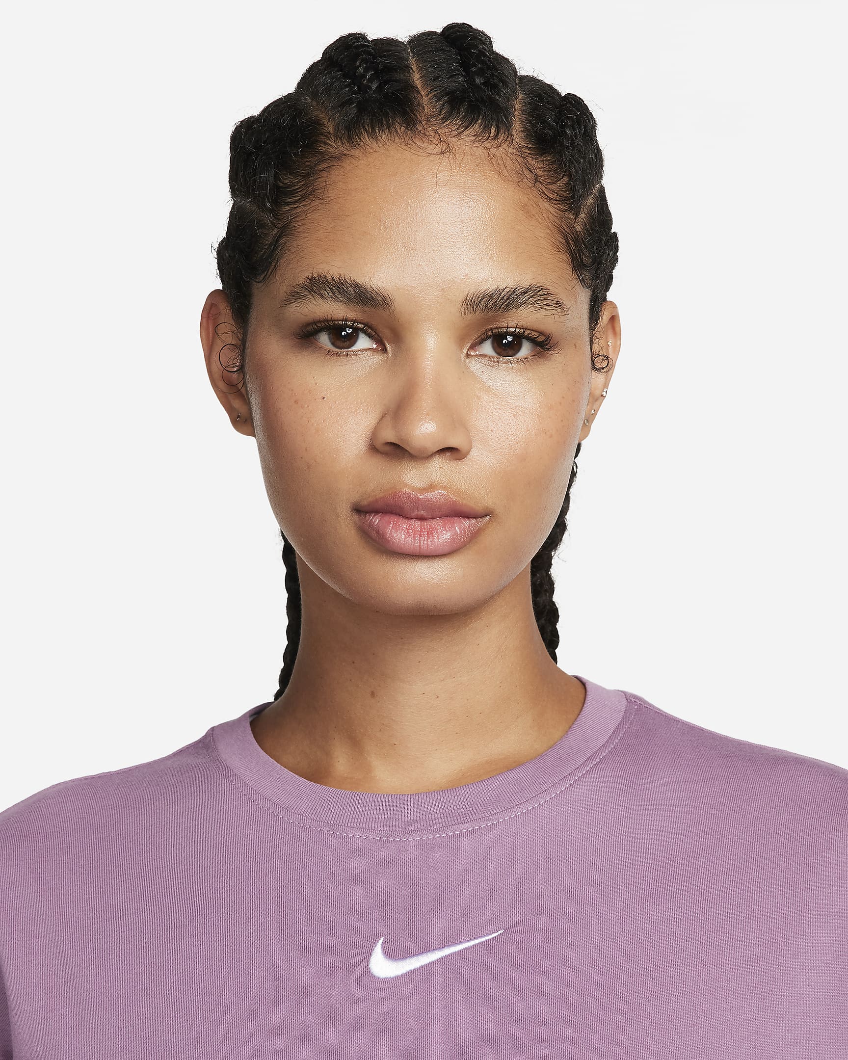 Nike Sportswear Women's Cropped T-Shirt. Nike NO