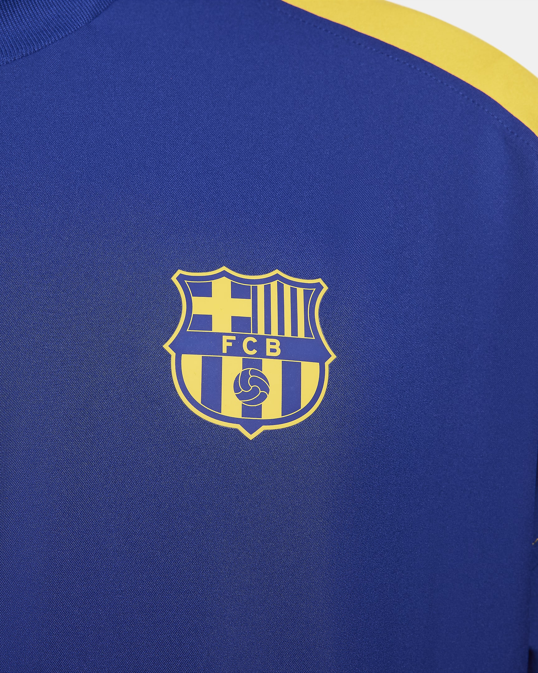 FC Barcelona Strike Men's Nike Dri-FIT Soccer Track Jacket. Nike JP