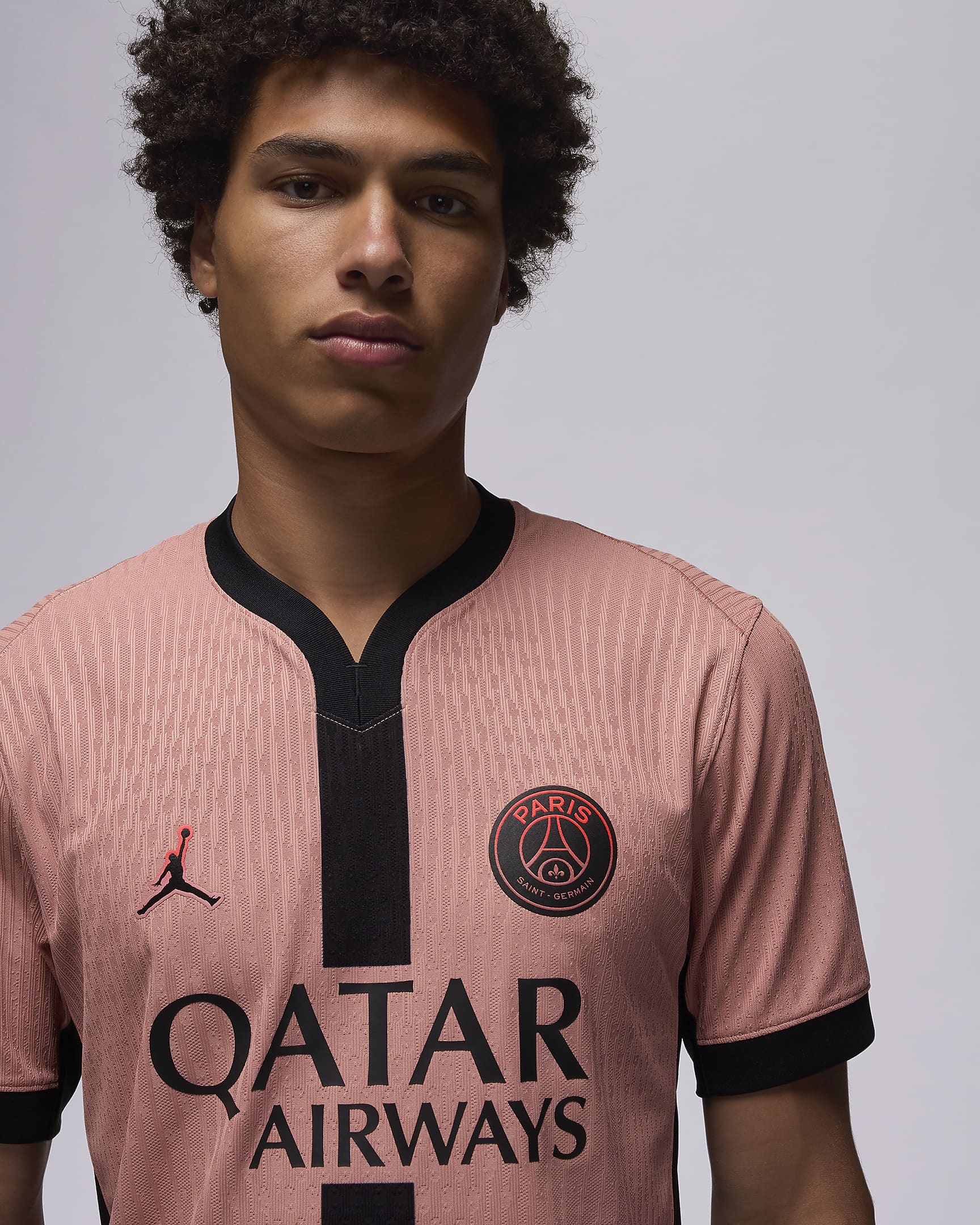 Męska koszulka piłkarska Authentic Jordan Dri-FIT ADV Paris Saint-Germain Match 2024/25 (wersja trzecia) - Rust Pink/Czerń/Czerń