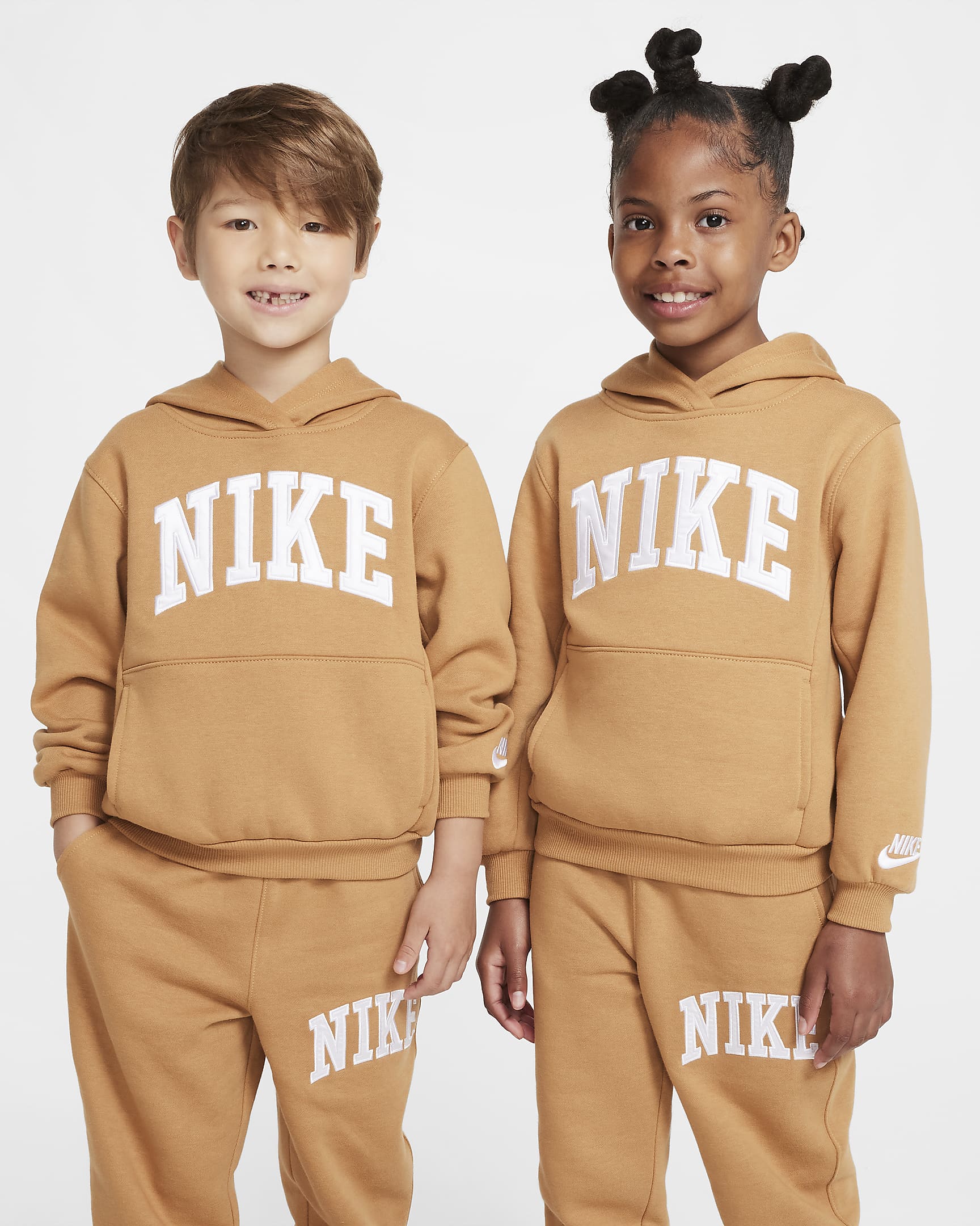 Nike Sportswear Club Little Kids' Applique Fleece Pullover Hoodie - Flax