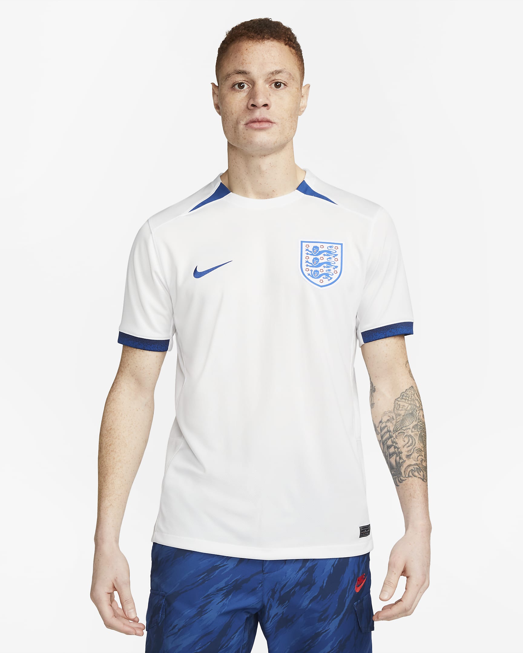 England 2023 Stadium 主場男款 Nike Dri-FIT 足球球衣 - Summit White/Gym Blue/Gym Blue