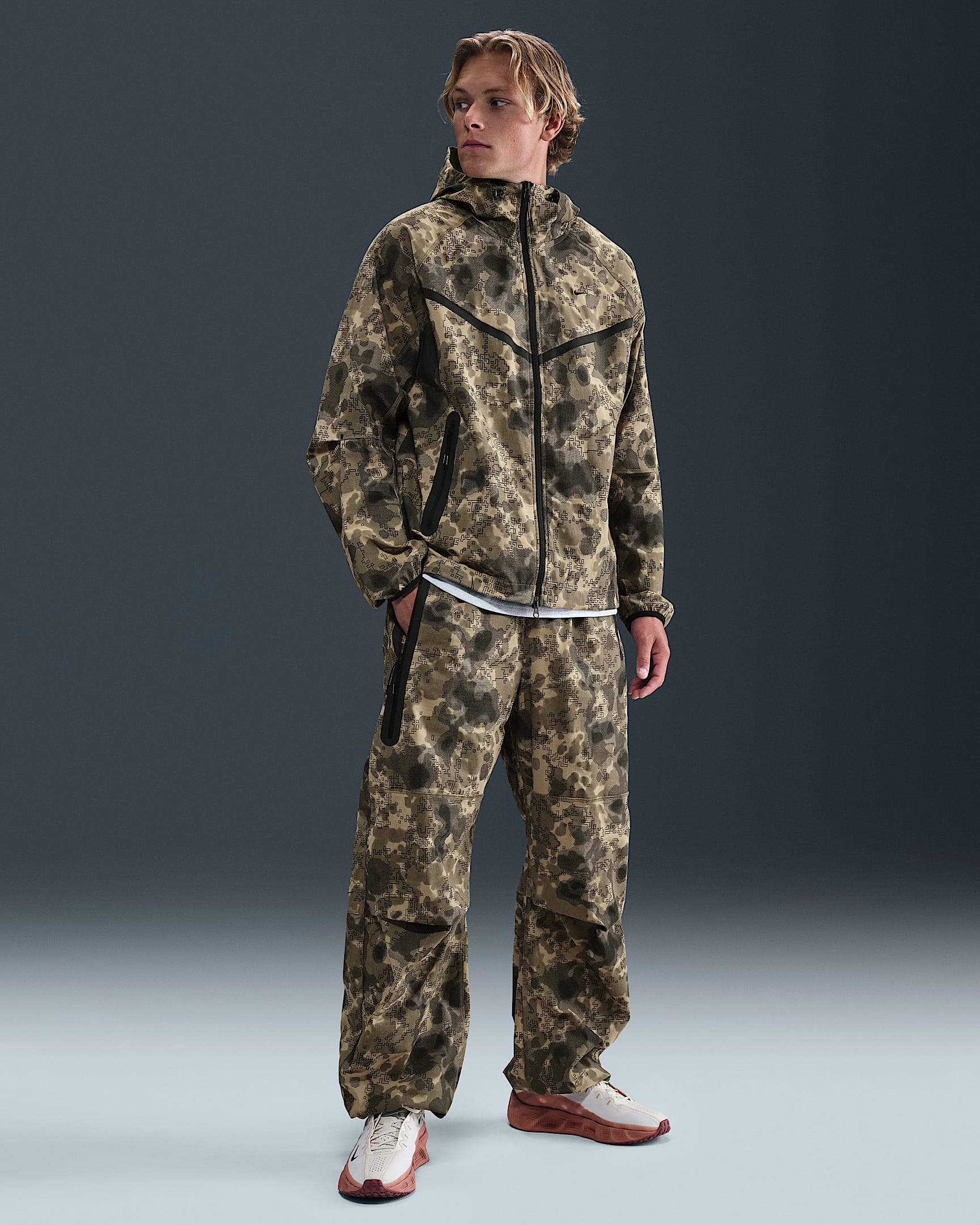 Nike Tech Men's Dri-FIT Woven Camo Loose-Fit Pants - Neutral Olive/Black